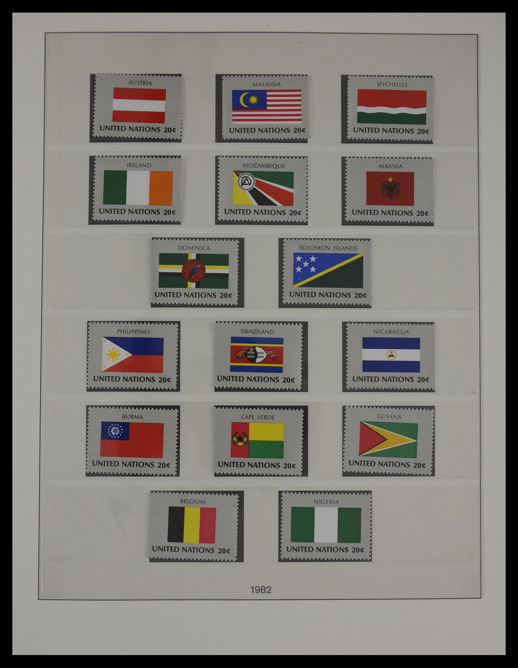 27382 168 - 27382 Verenigde Naties 1957-2003 FDC's.
