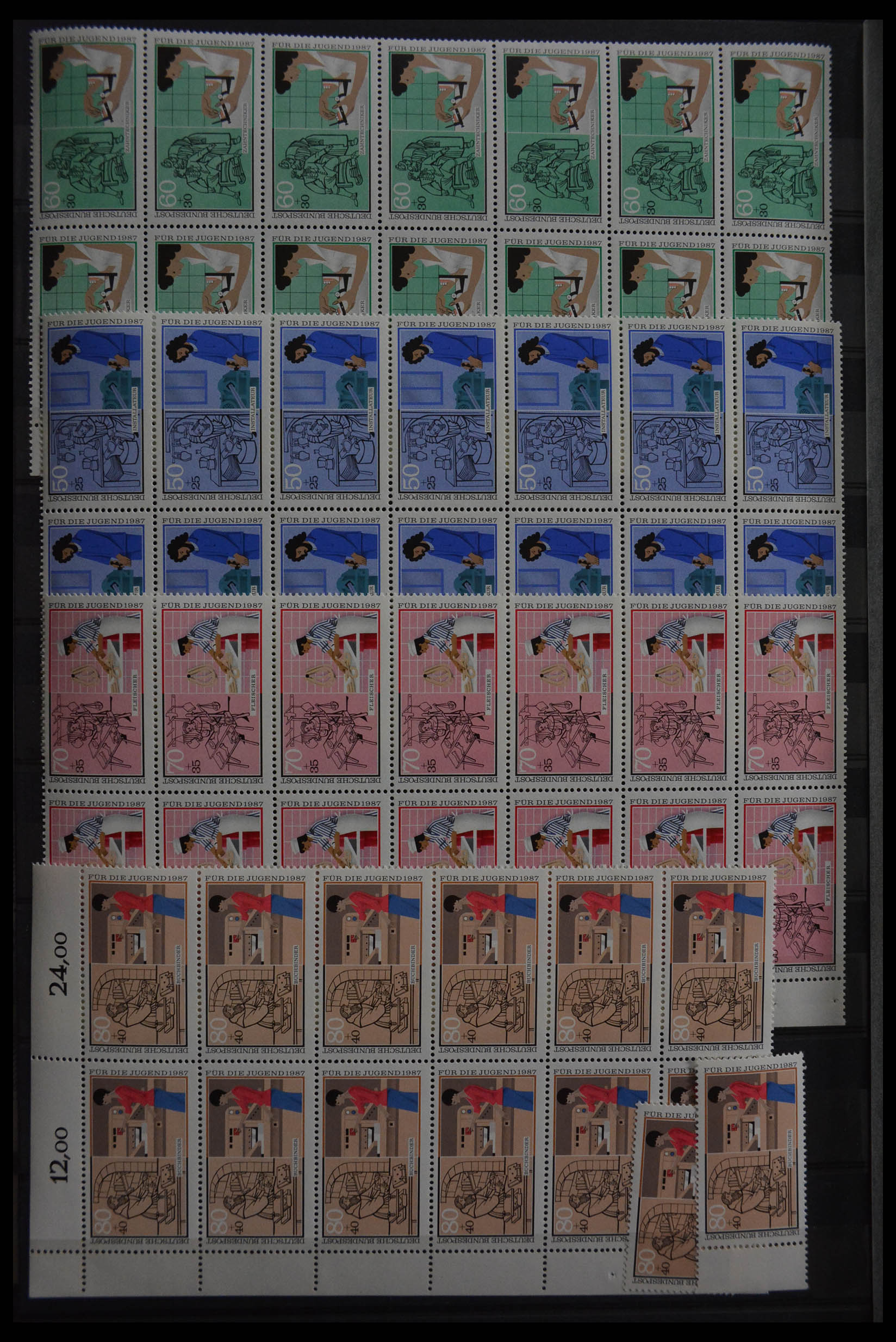 28379 154 - 28379 Bundespost 1958-2000 postfrisse stock.