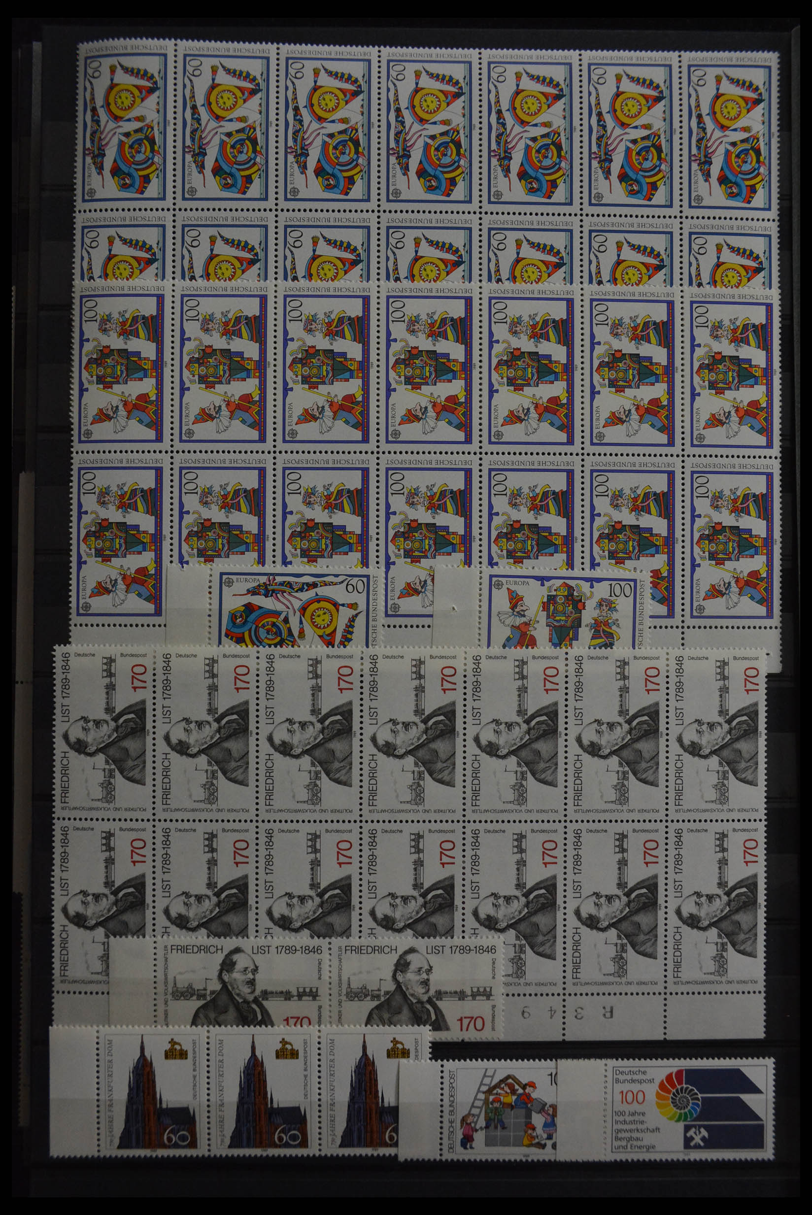 28379 180 - 28379 Bundespost 1958-2000 postfrisse stock.