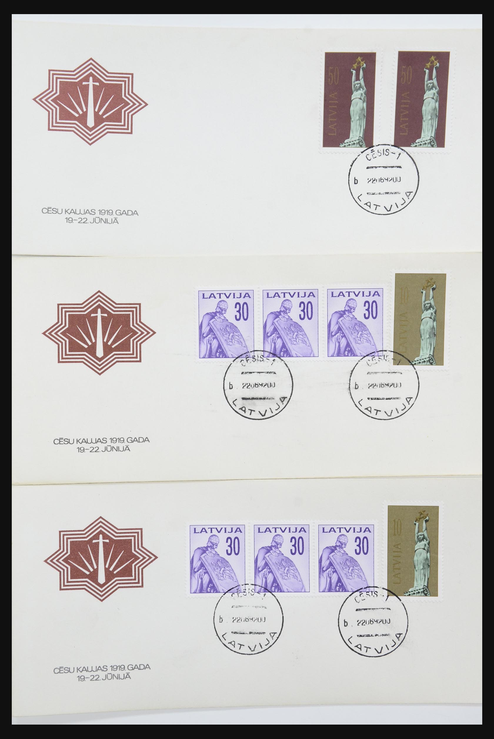 31584 541 - 31584 Letland brieven/FDC's en postwaardestukken 1990-1992.