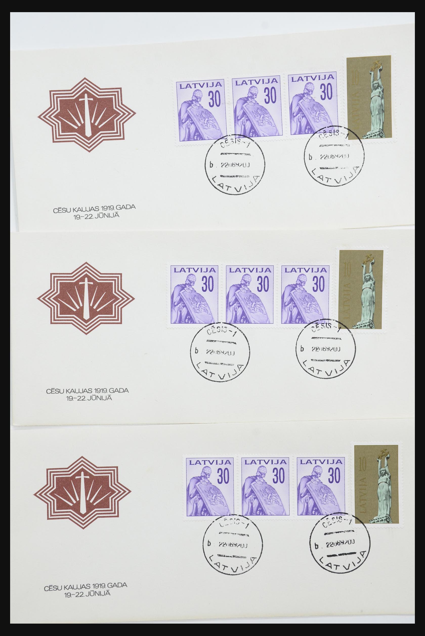 31584 543 - 31584 Letland brieven/FDC's en postwaardestukken 1990-1992.