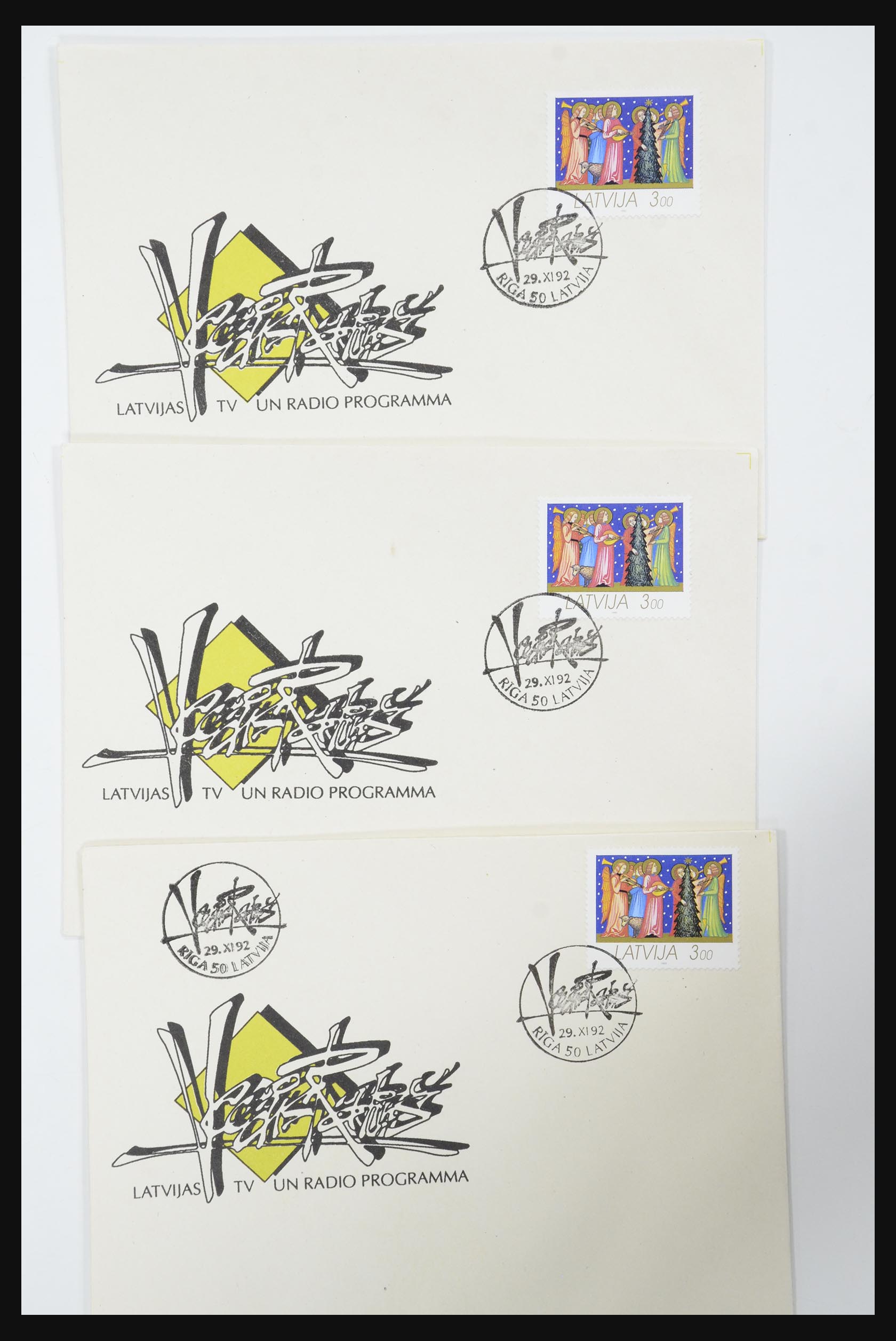 31584 561 - 31584 Letland brieven/FDC's en postwaardestukken 1990-1992.