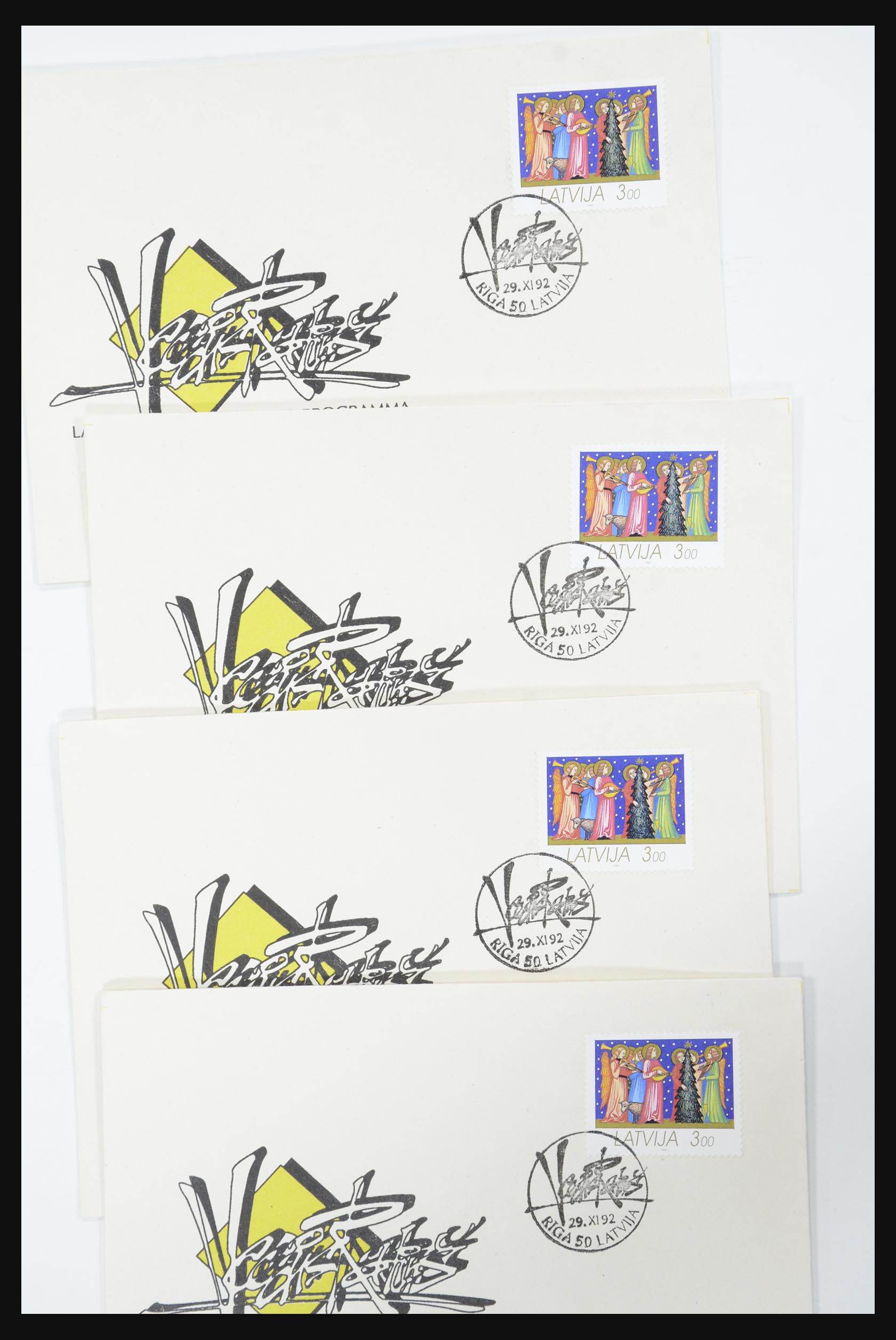 31584 594 - 31584 Letland brieven/FDC's en postwaardestukken 1990-1992.