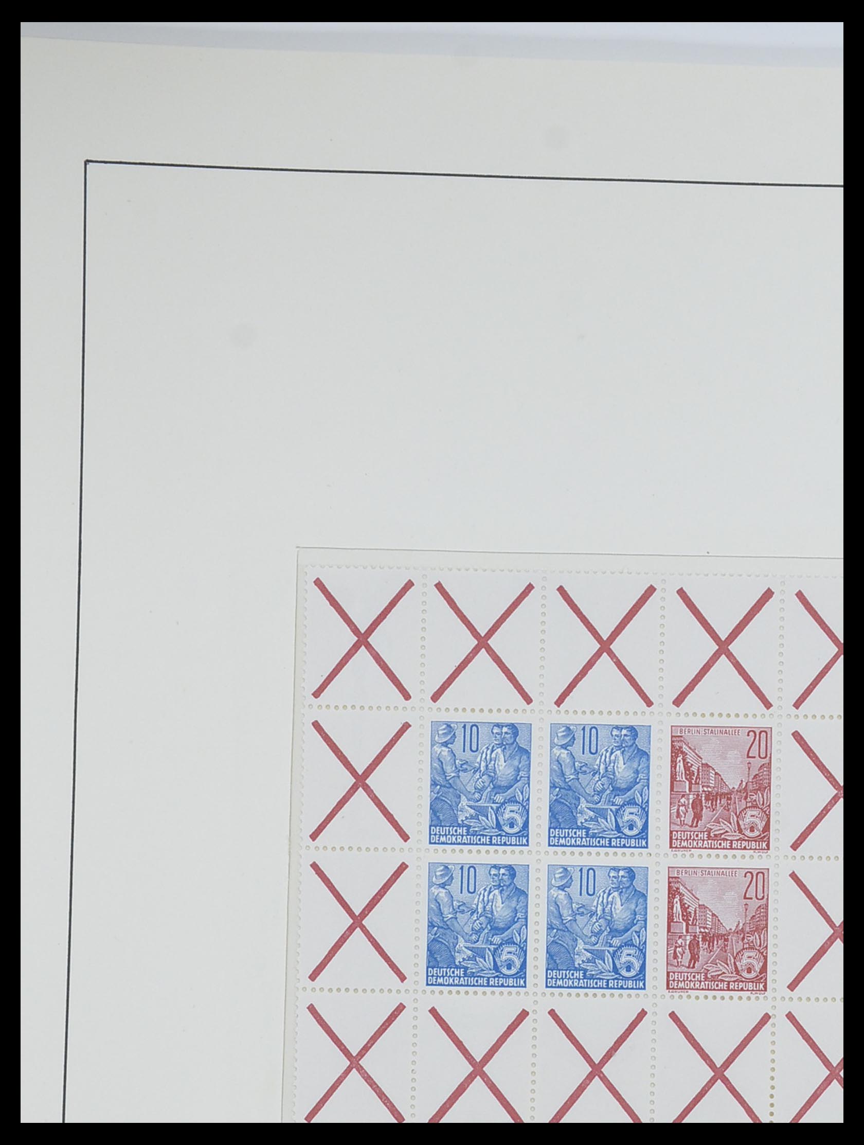 33281 127 - Postzegelverzameling 33281 DDR 1945-1990.