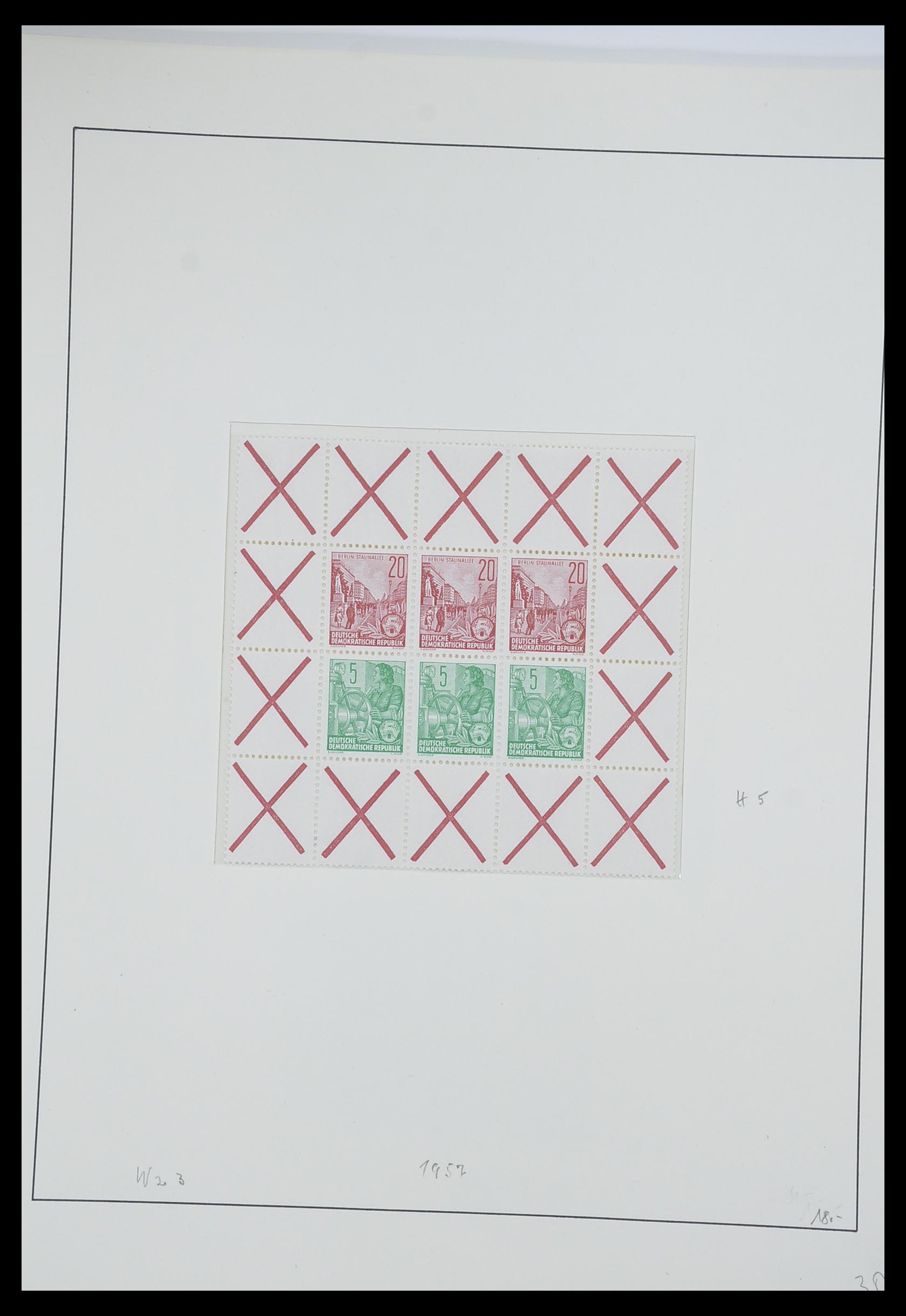 33281 128 - Postzegelverzameling 33281 DDR 1945-1990.