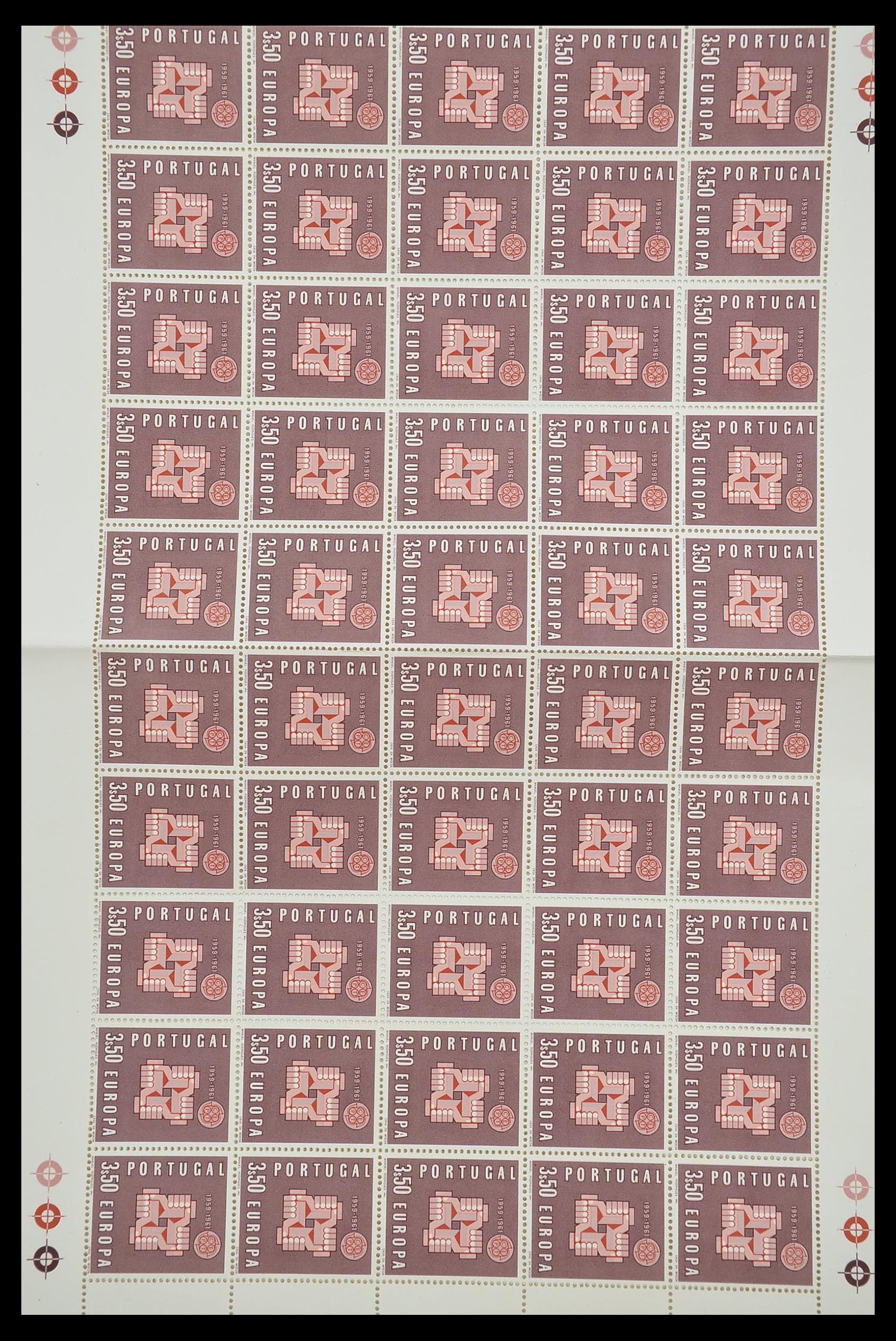 33446 213 - Postzegelverzameling 33446 Europa CEPT 1956-1961 engros.