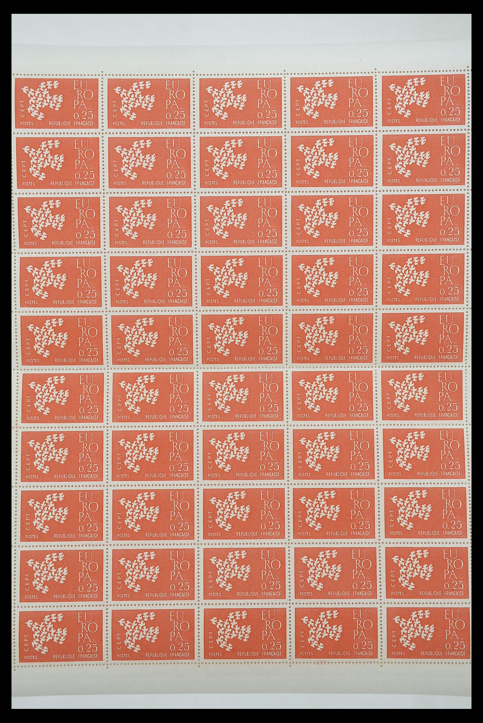 33446 218 - Postzegelverzameling 33446 Europa CEPT 1956-1961 engros.