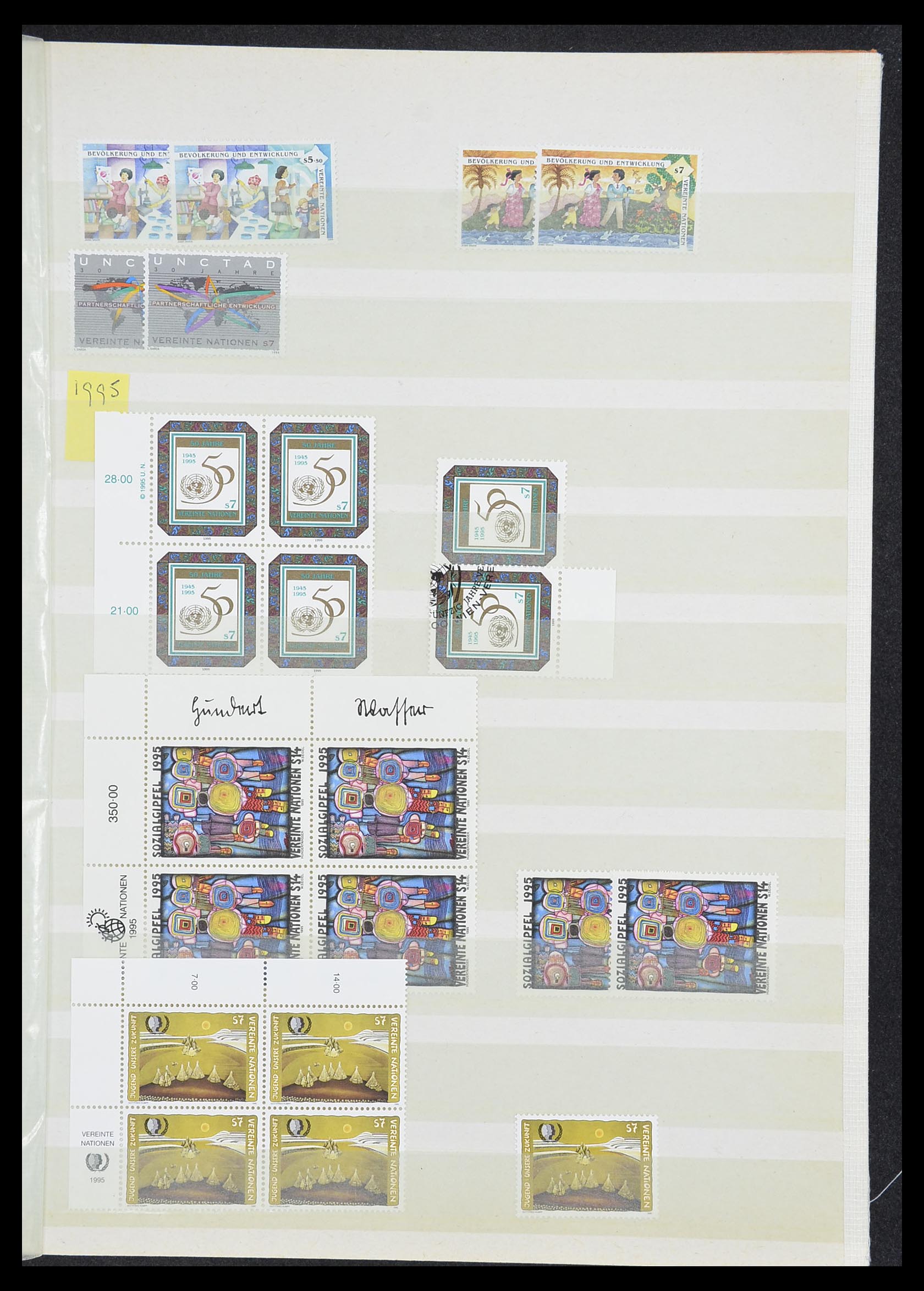 33535 400 - Postzegelverzameling 33535 Verenigde Naties 1951-2008.