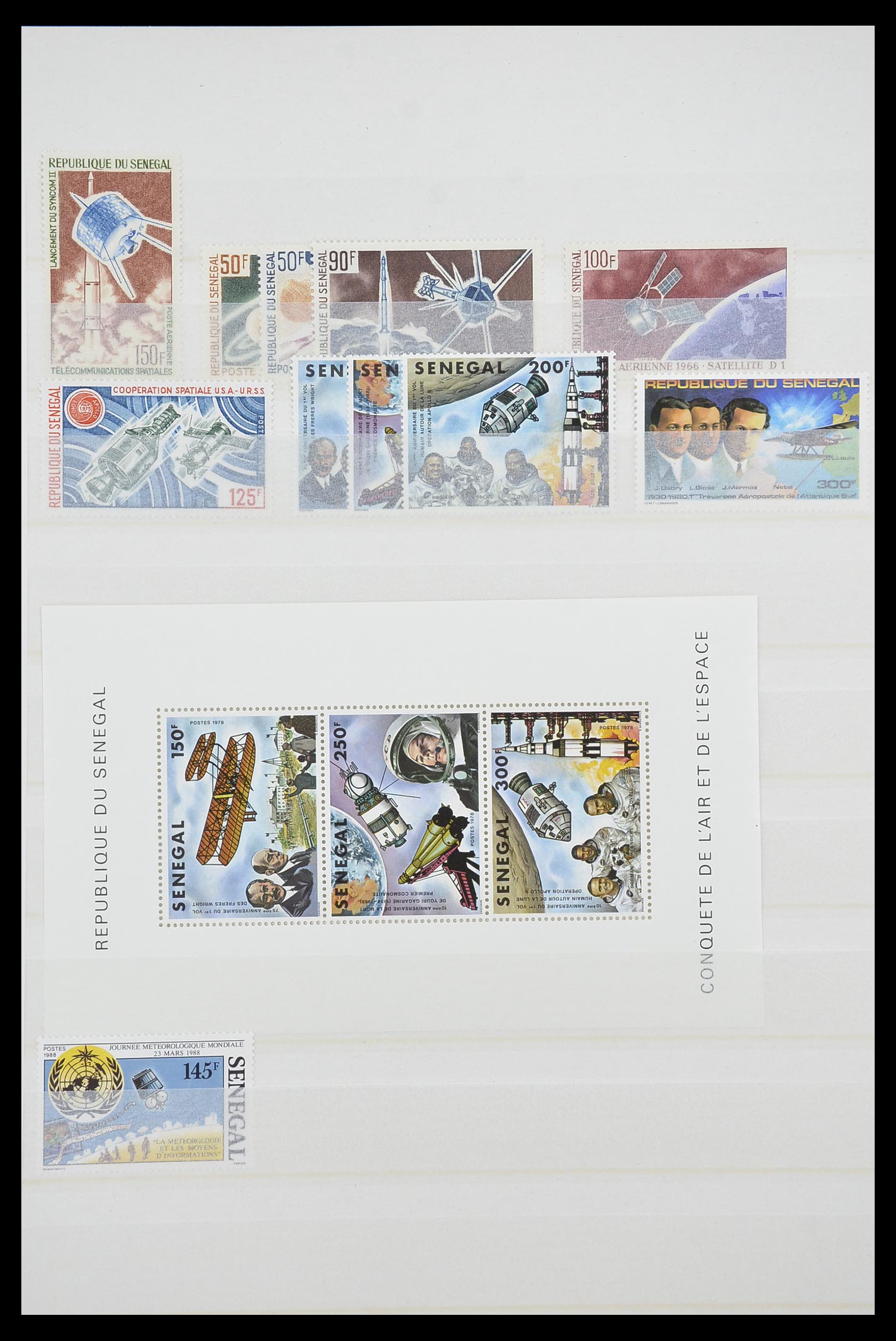 33541 213 - Postzegelverzameling 33541 Diverse motieven 1940-2000.
