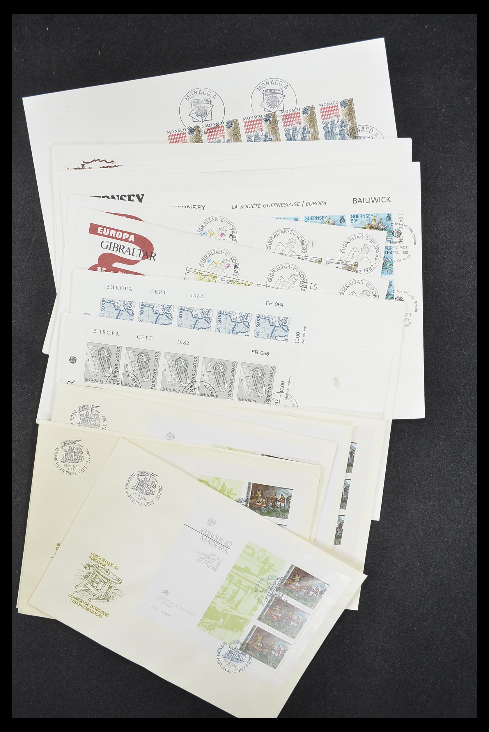 33542 081 - Postzegelverzameling 33542 Europa Cept fdc's 1956-1999.