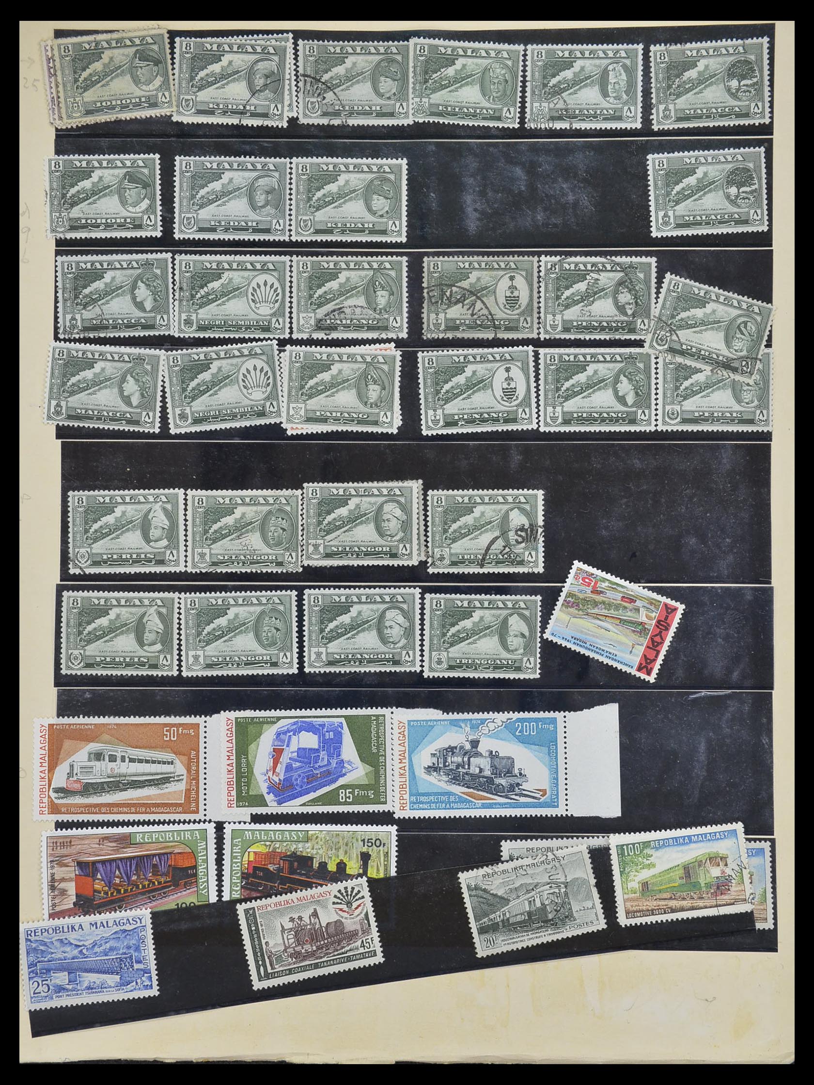 33755 2003 - Postzegelverzameling 33755 Motief treinen 1900-2010.