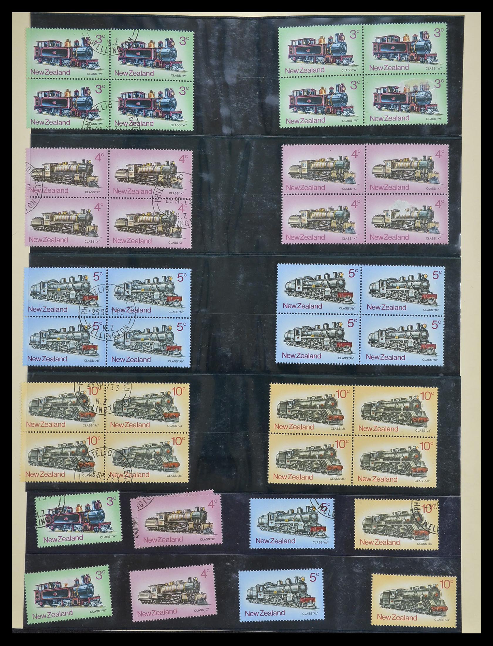 33755 2012 - Postzegelverzameling 33755 Motief treinen 1900-2010.