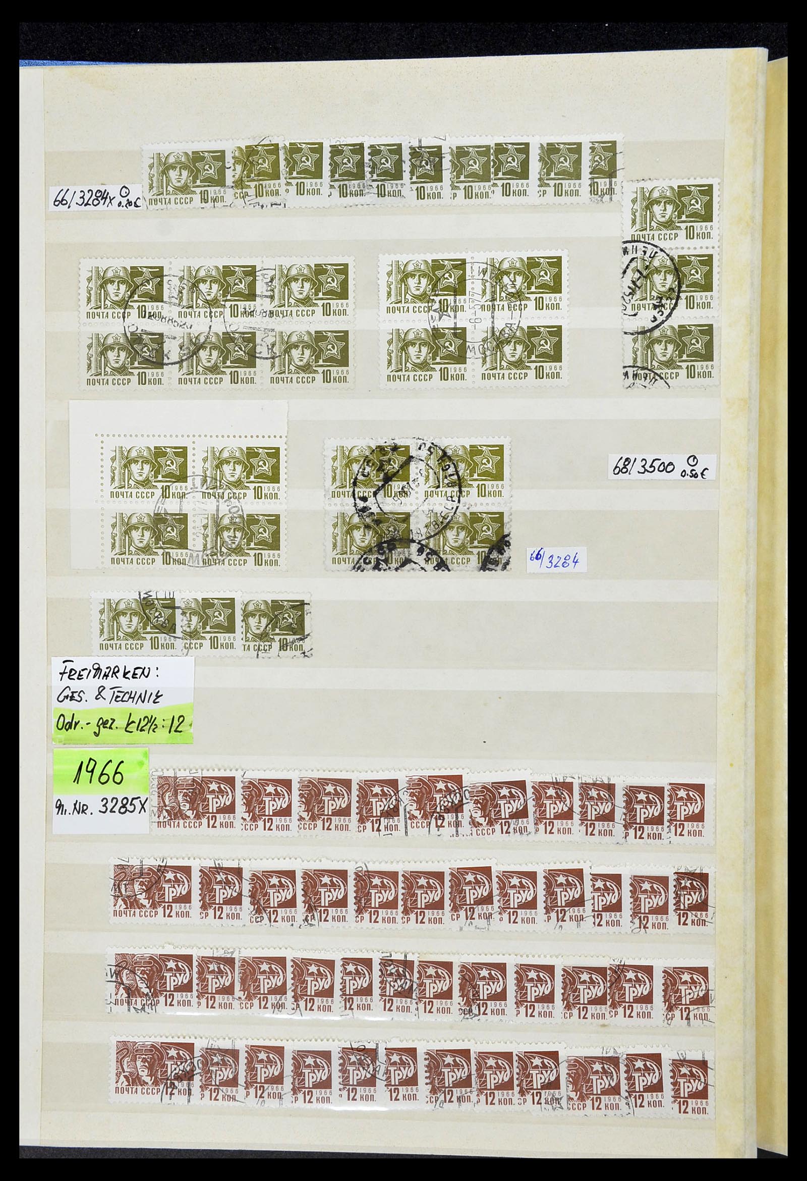 33973 888 - Postzegelverzameling 33973 Rusland 1865-2002.