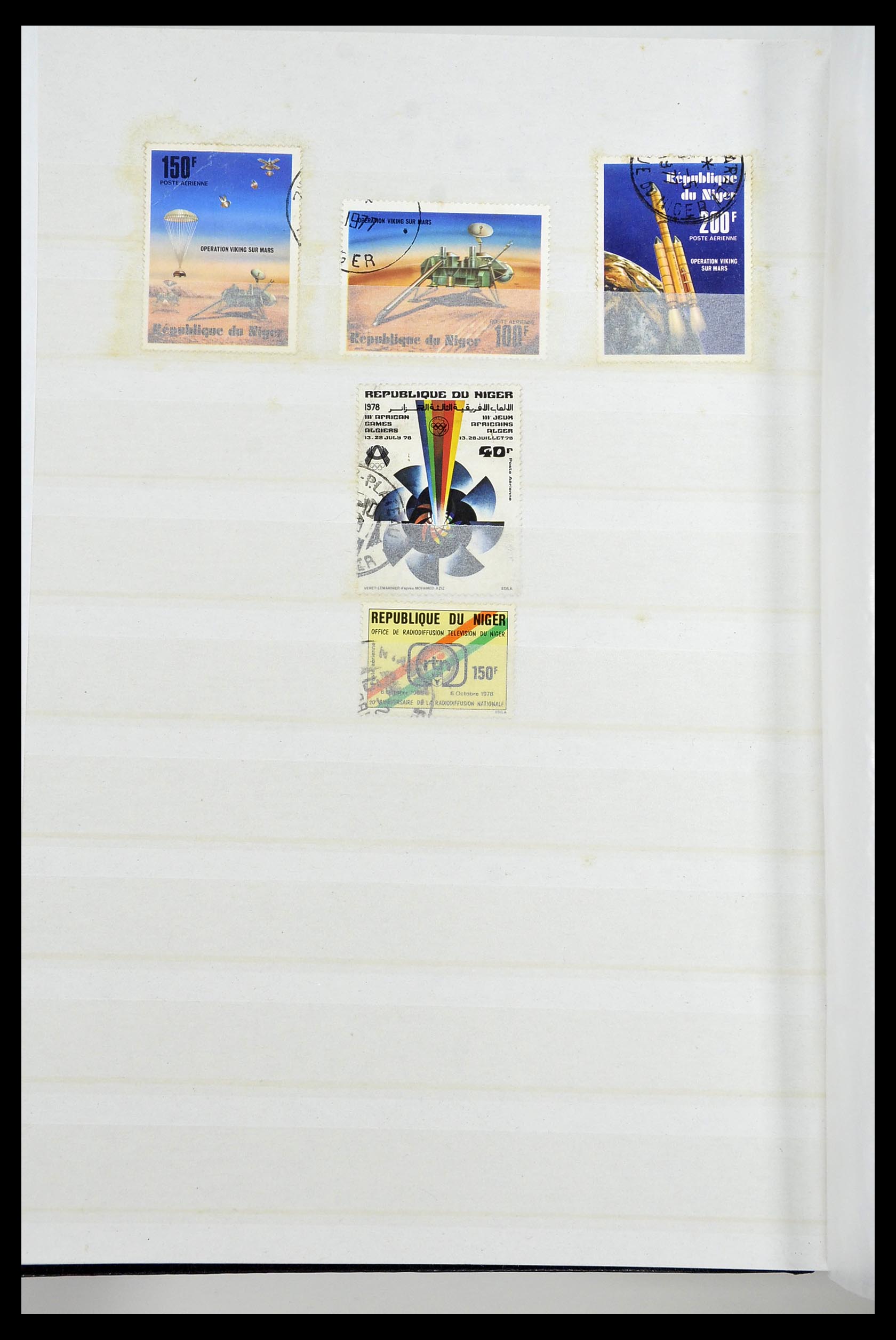 34190 0126 - Postzegelverzameling 34190 Franse koloniën in Afrika 1885-1998.