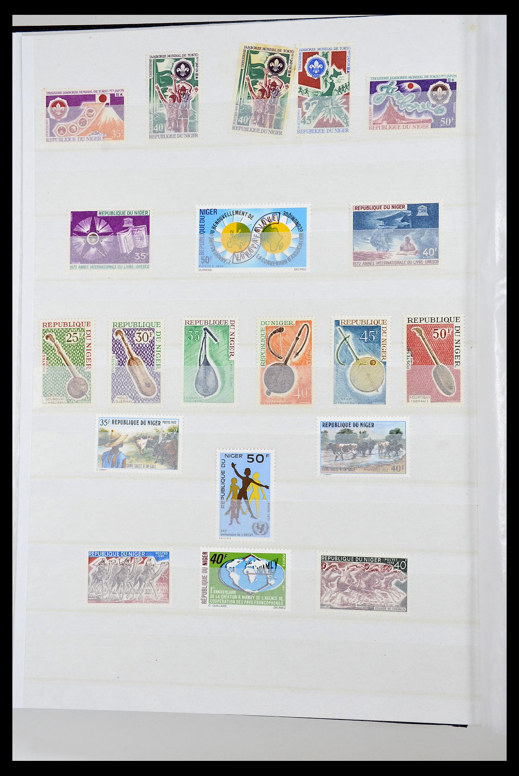 34190 0148 - Postzegelverzameling 34190 Franse koloniën in Afrika 1885-1998.
