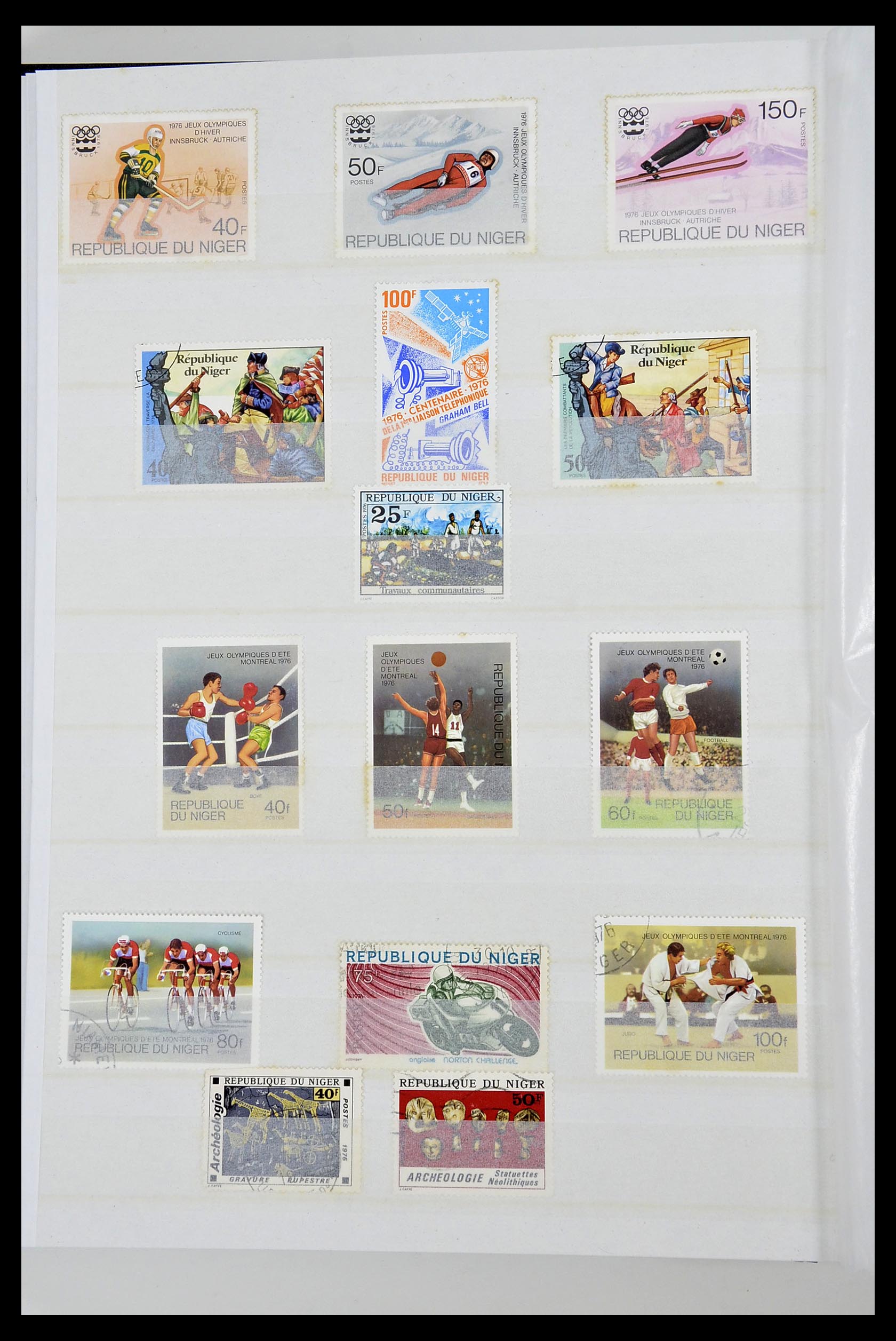 34190 0154 - Postzegelverzameling 34190 Franse koloniën in Afrika 1885-1998.