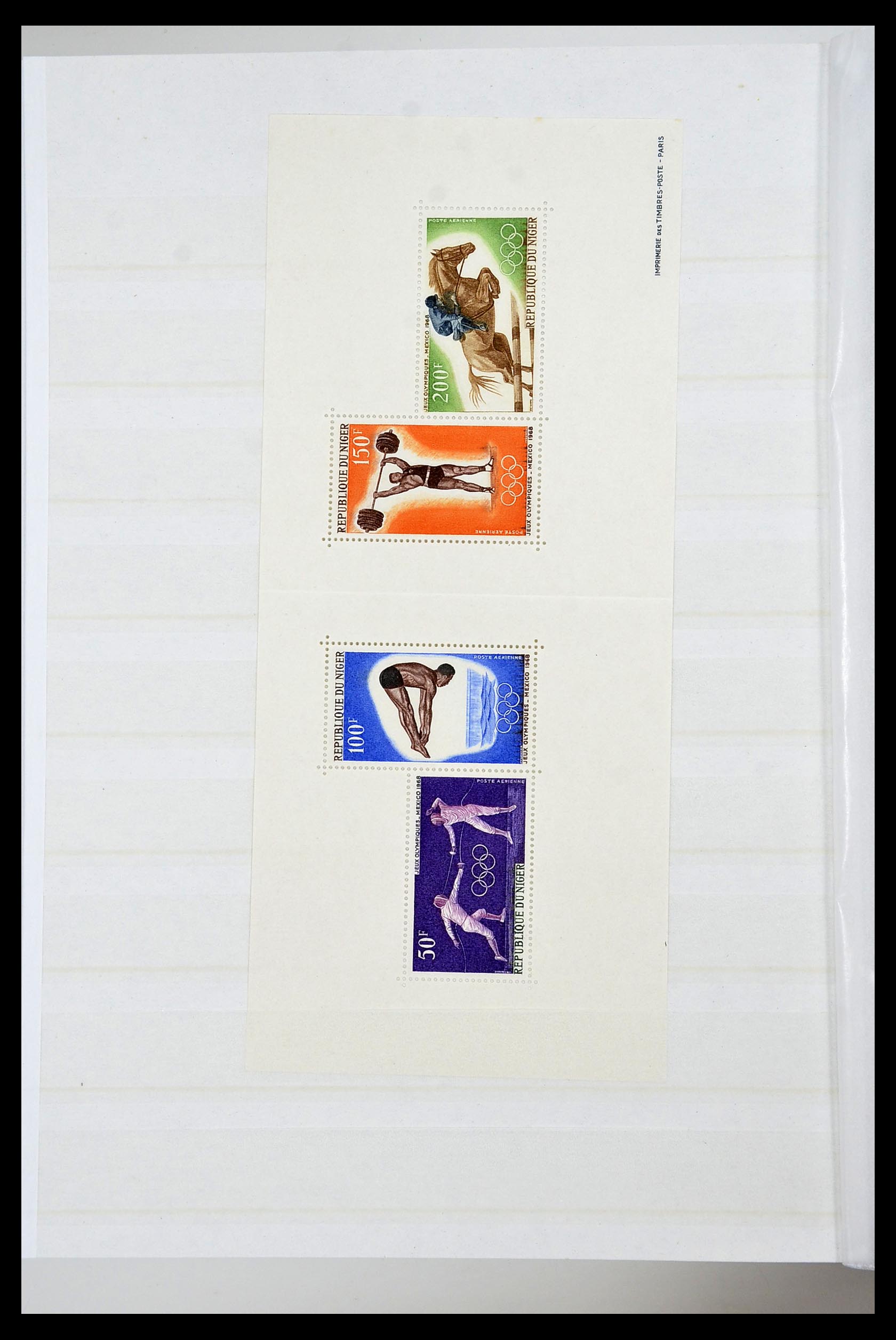 34190 0174 - Postzegelverzameling 34190 Franse koloniën in Afrika 1885-1998.