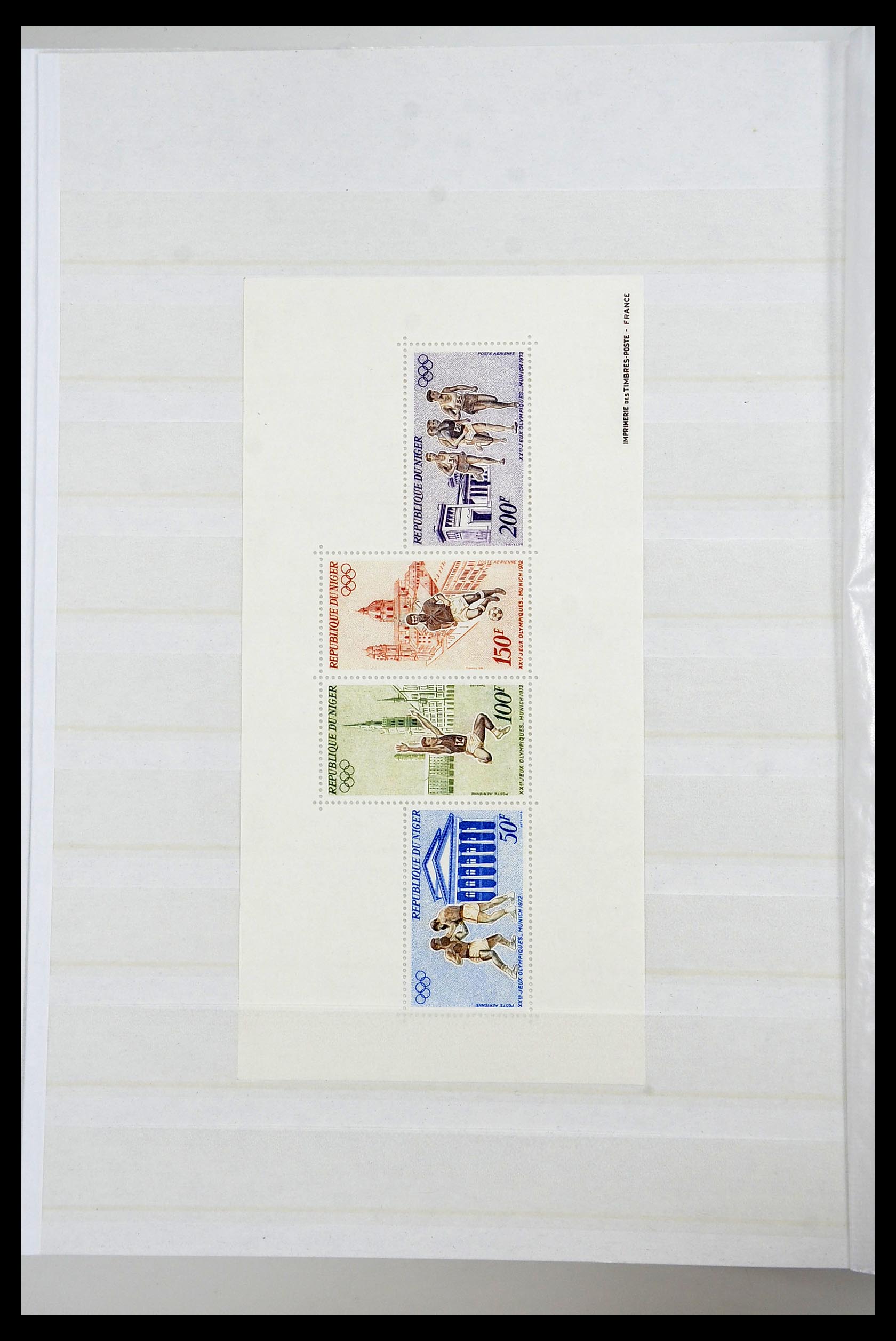 34190 0177 - Postzegelverzameling 34190 Franse koloniën in Afrika 1885-1998.