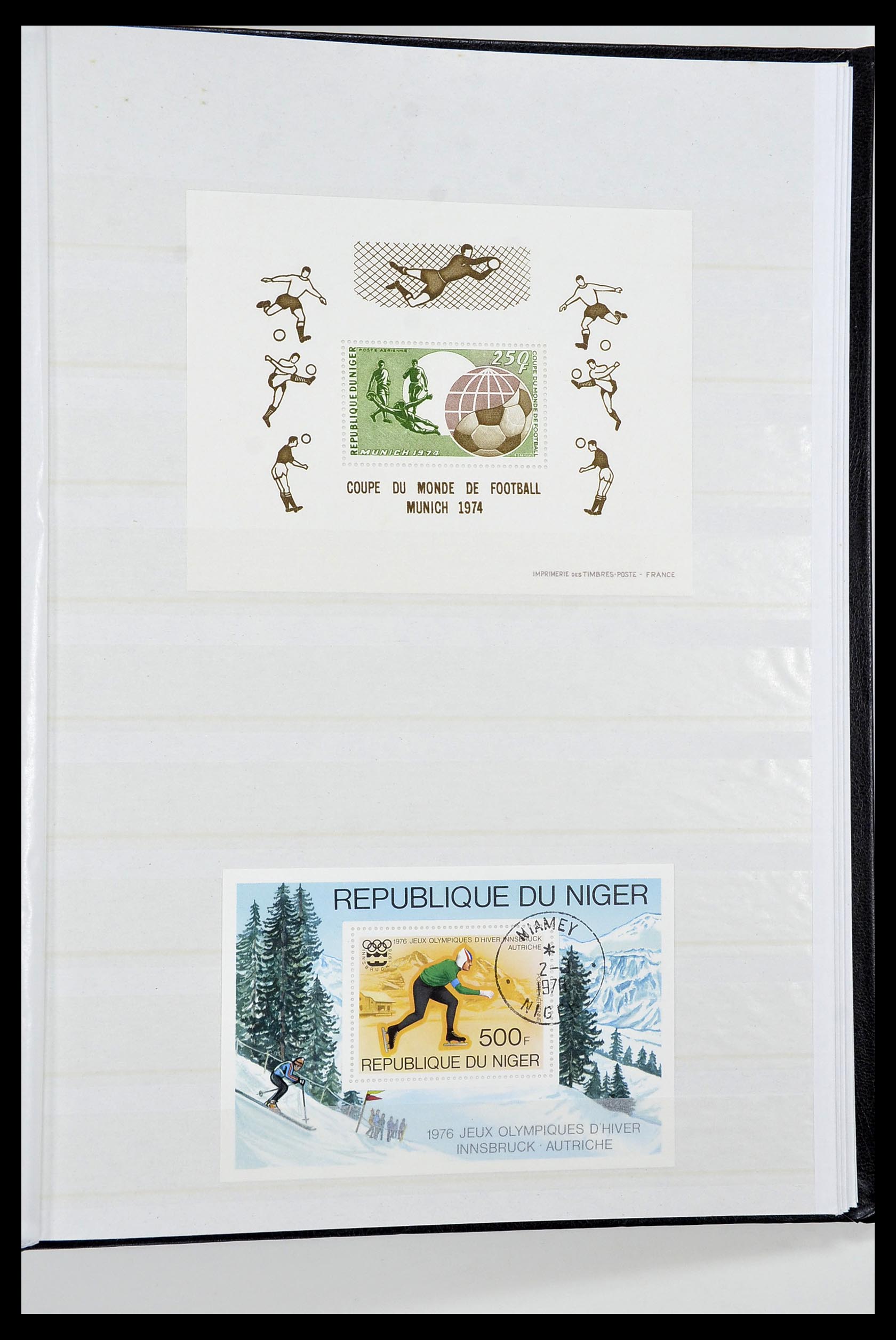 34190 0179 - Postzegelverzameling 34190 Franse koloniën in Afrika 1885-1998.