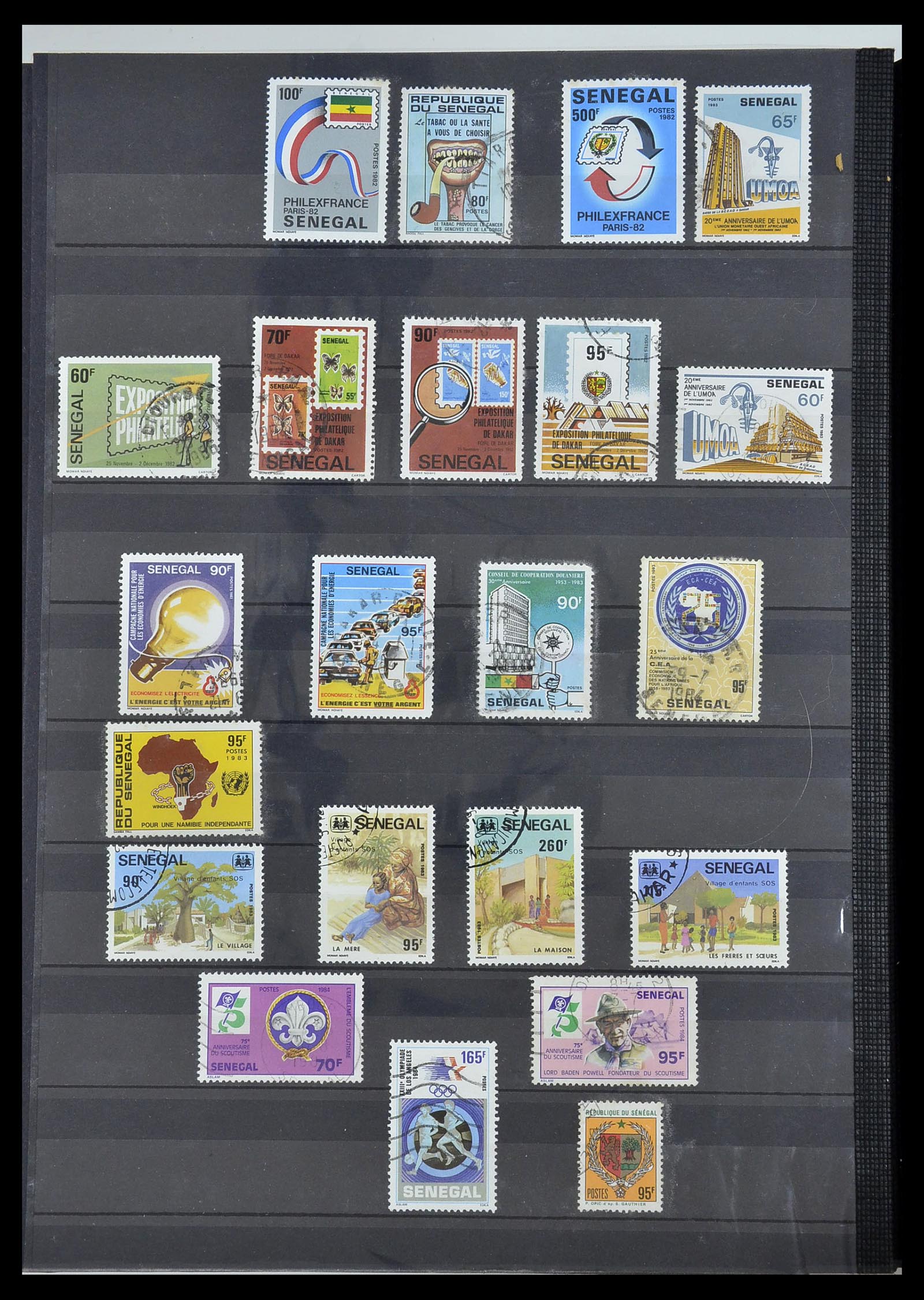 34190 0213 - Postzegelverzameling 34190 Franse koloniën in Afrika 1885-1998.