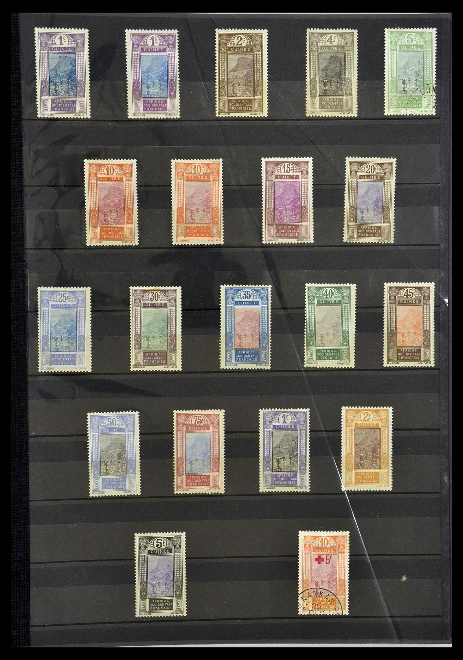 34190 0803 - Postzegelverzameling 34190 Franse koloniën in Afrika 1885-1998.