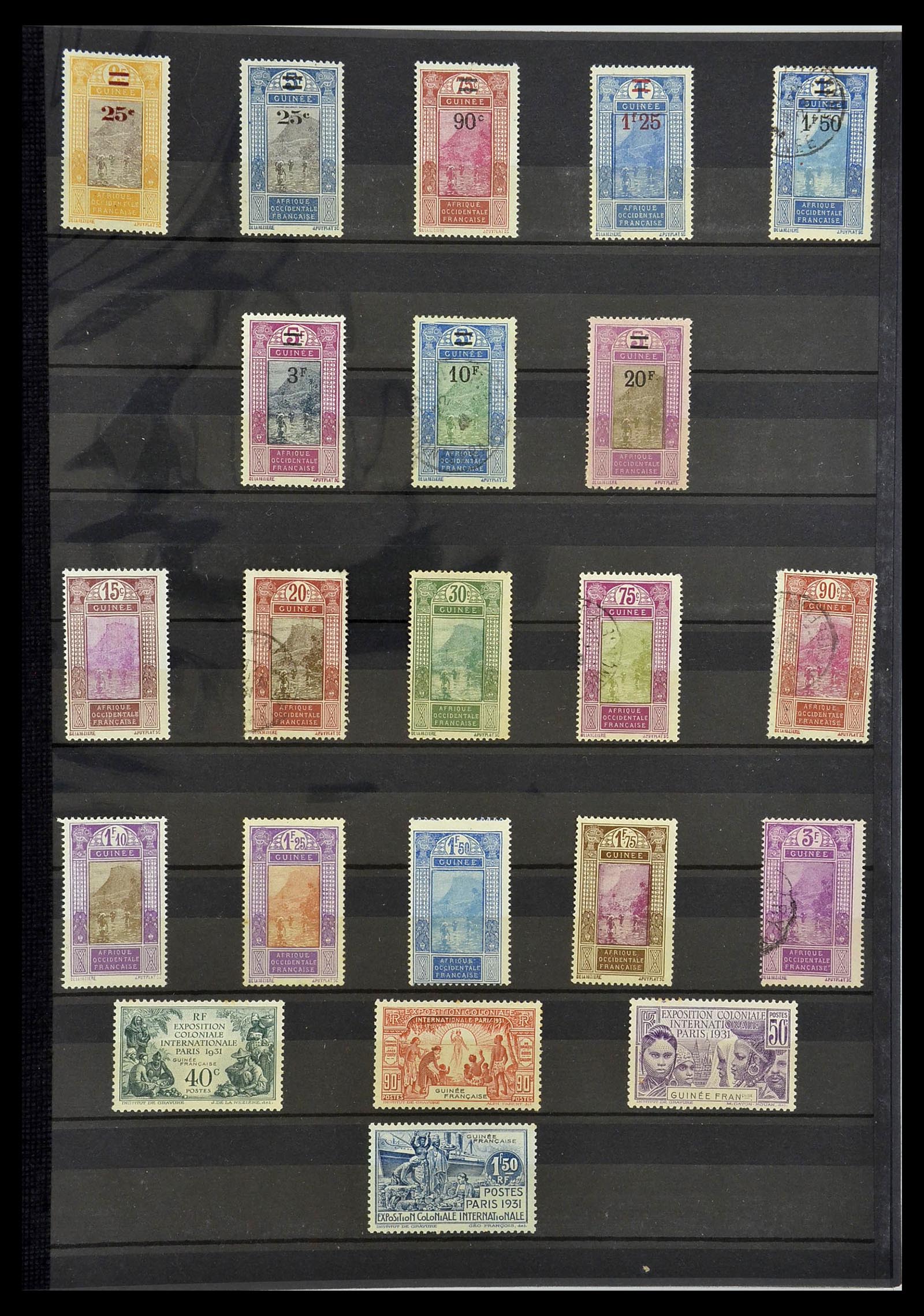 34190 0805 - Postzegelverzameling 34190 Franse koloniën in Afrika 1885-1998.