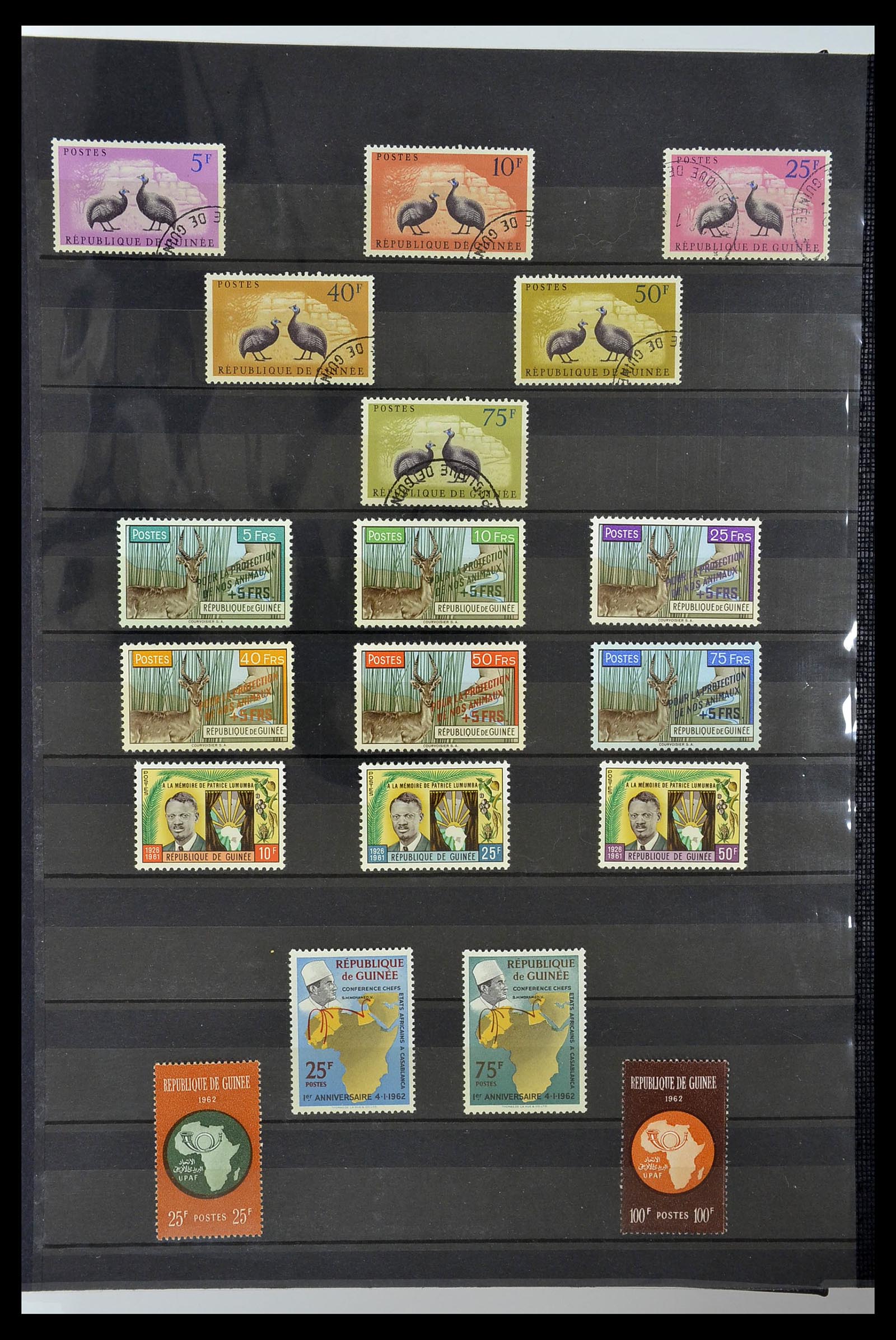 34190 0815 - Postzegelverzameling 34190 Franse koloniën in Afrika 1885-1998.