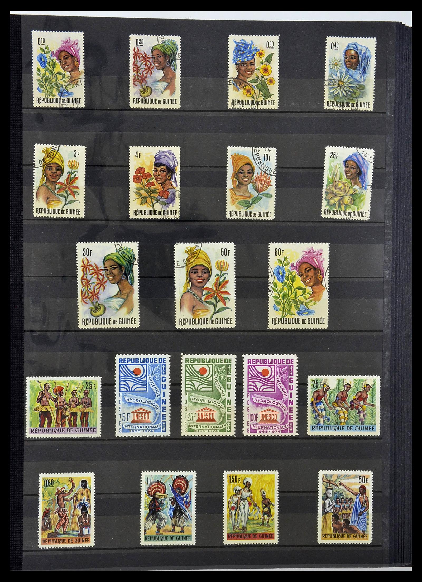 34190 0825 - Postzegelverzameling 34190 Franse koloniën in Afrika 1885-1998.