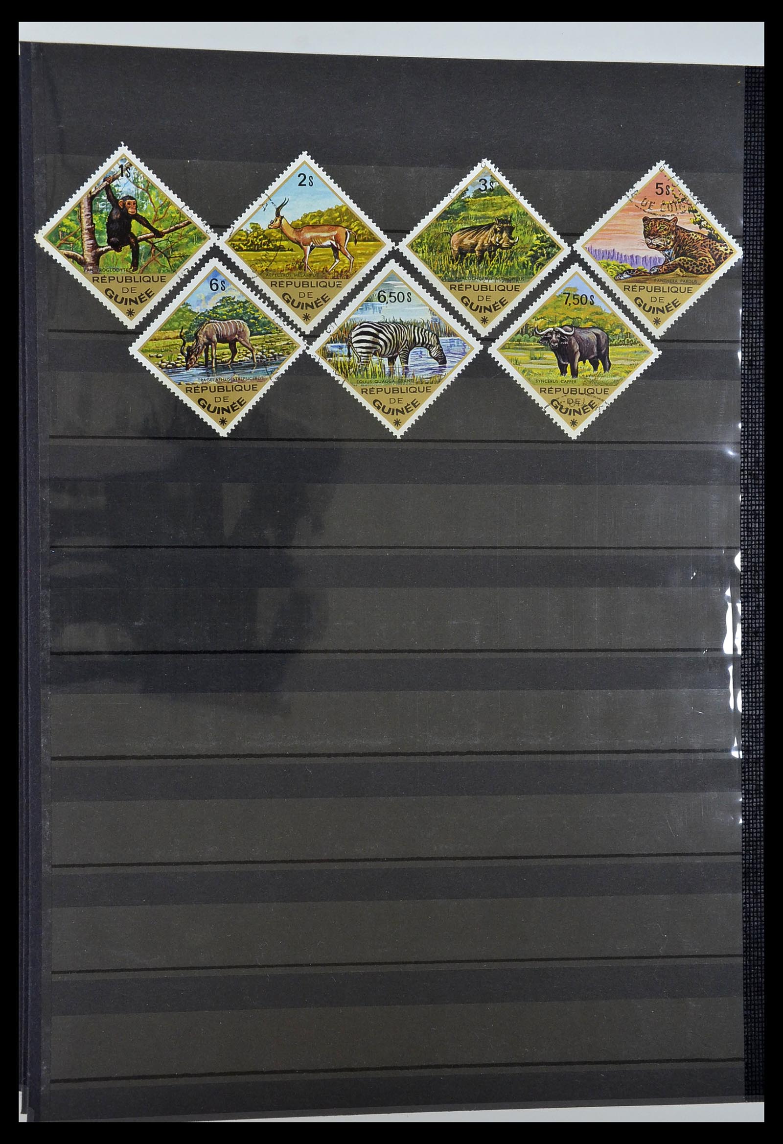 34190 0840 - Postzegelverzameling 34190 Franse koloniën in Afrika 1885-1998.