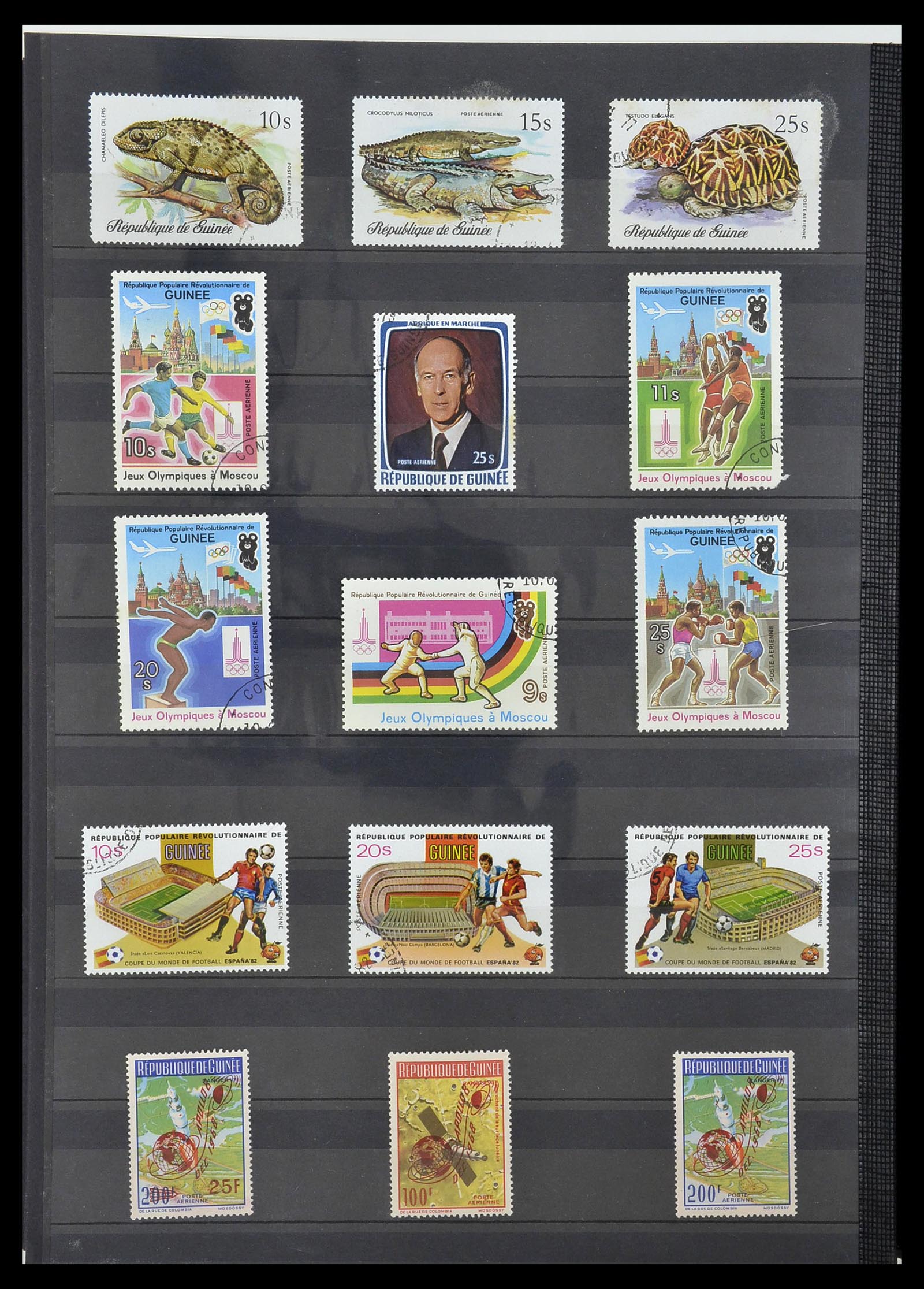 34190 0882 - Postzegelverzameling 34190 Franse koloniën in Afrika 1885-1998.