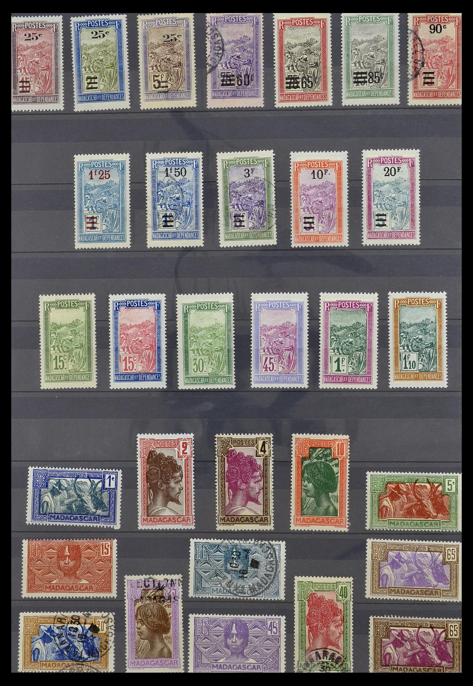 34190 0955 - Postzegelverzameling 34190 Franse koloniën in Afrika 1885-1998.