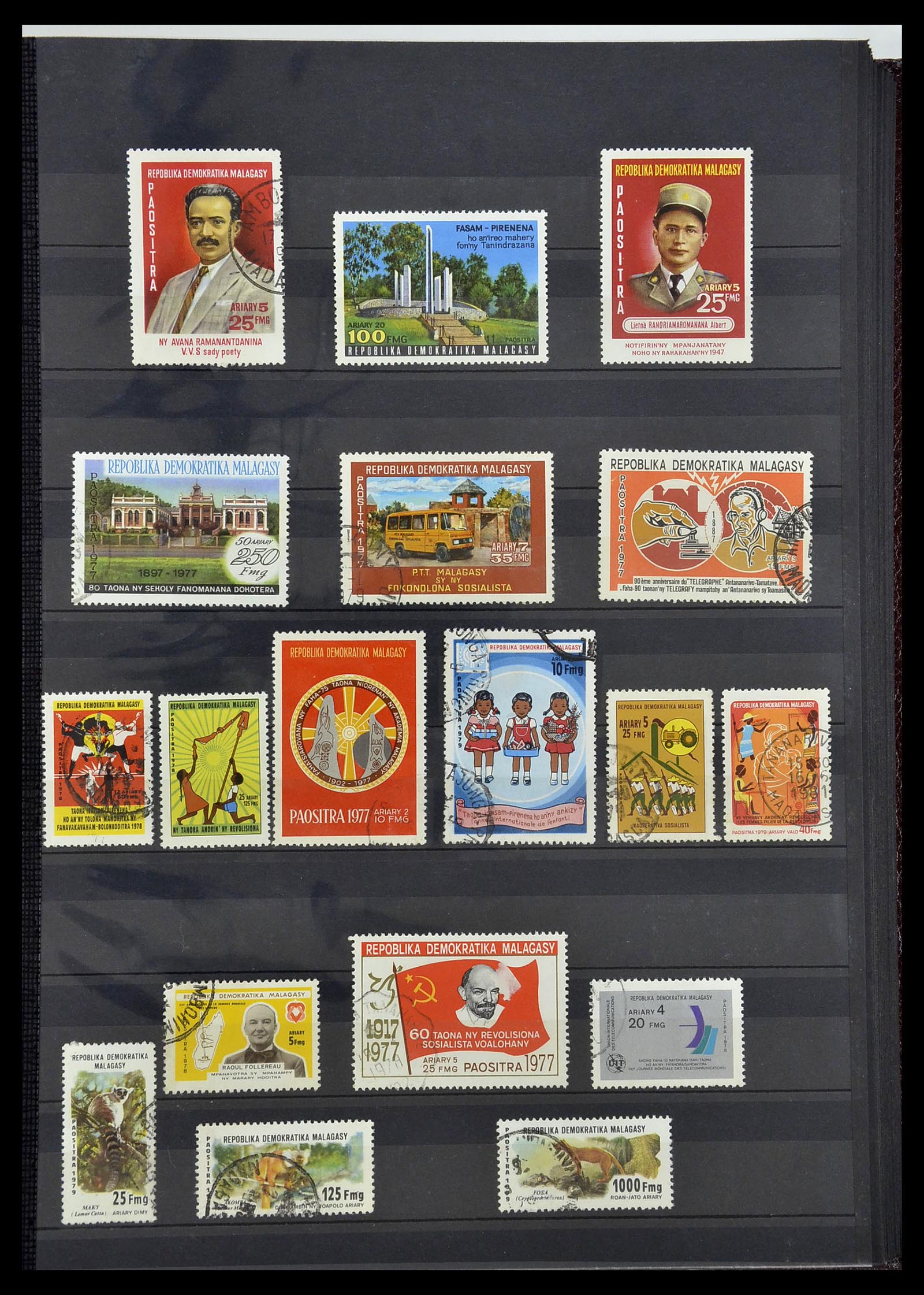 34190 0982 - Postzegelverzameling 34190 Franse koloniën in Afrika 1885-1998.