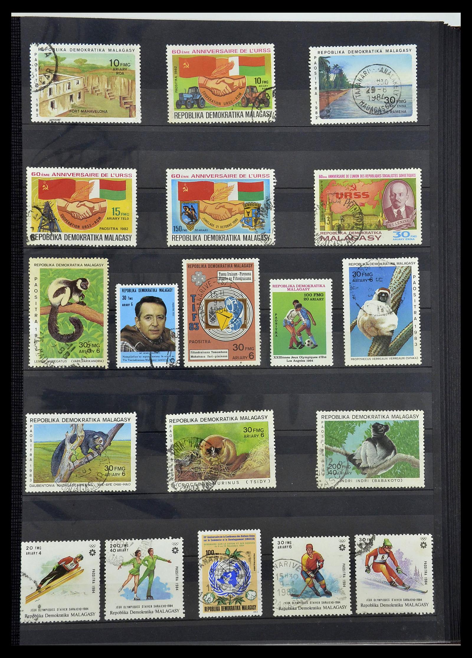 34190 0986 - Postzegelverzameling 34190 Franse koloniën in Afrika 1885-1998.