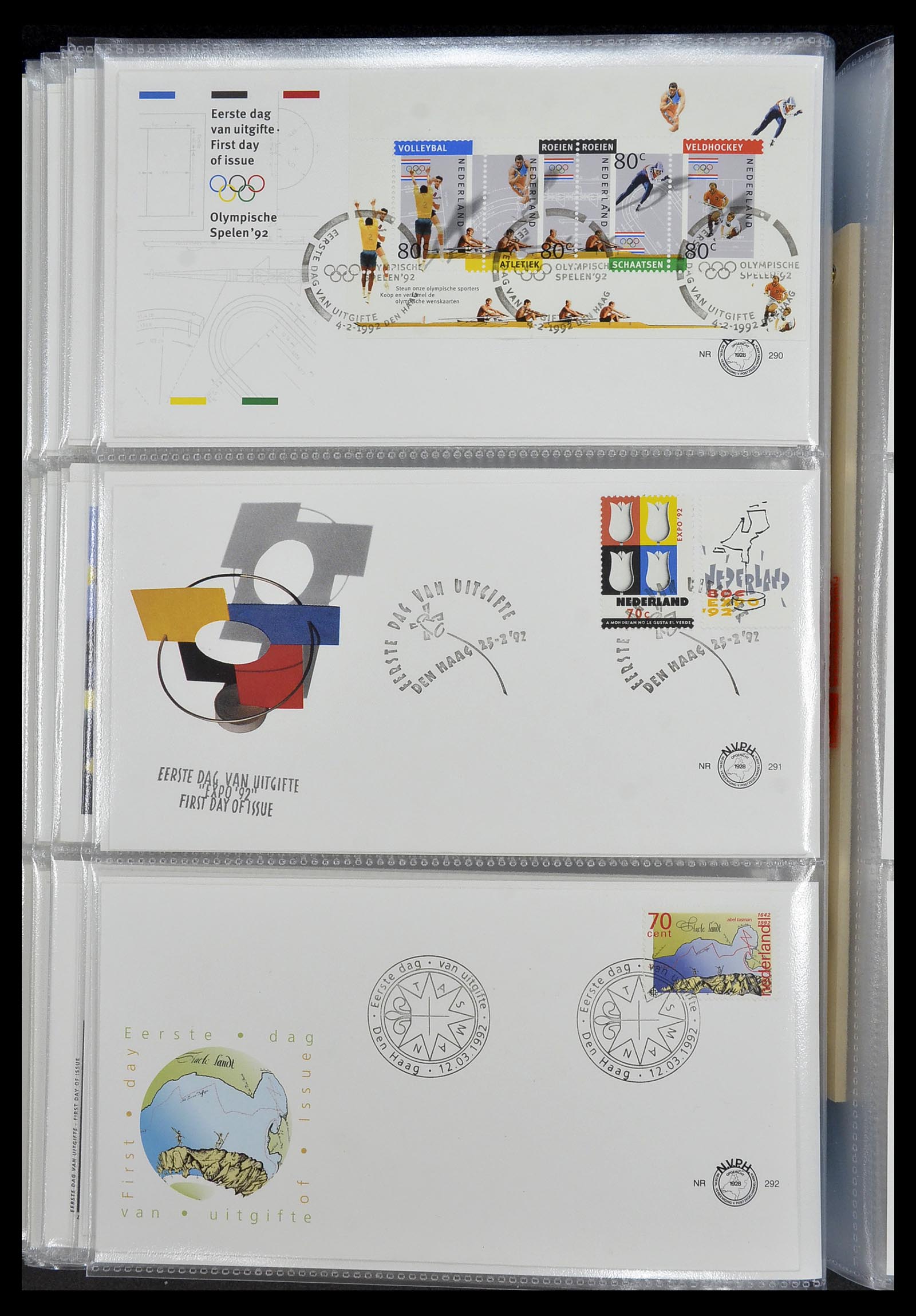 34207 074 - Postzegelverzameling 34207 Nederland FDC's 1970-2011.