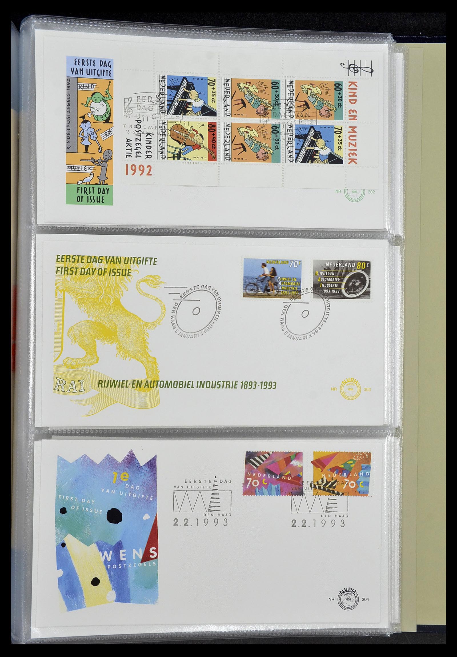 34207 079 - Postzegelverzameling 34207 Nederland FDC's 1970-2011.
