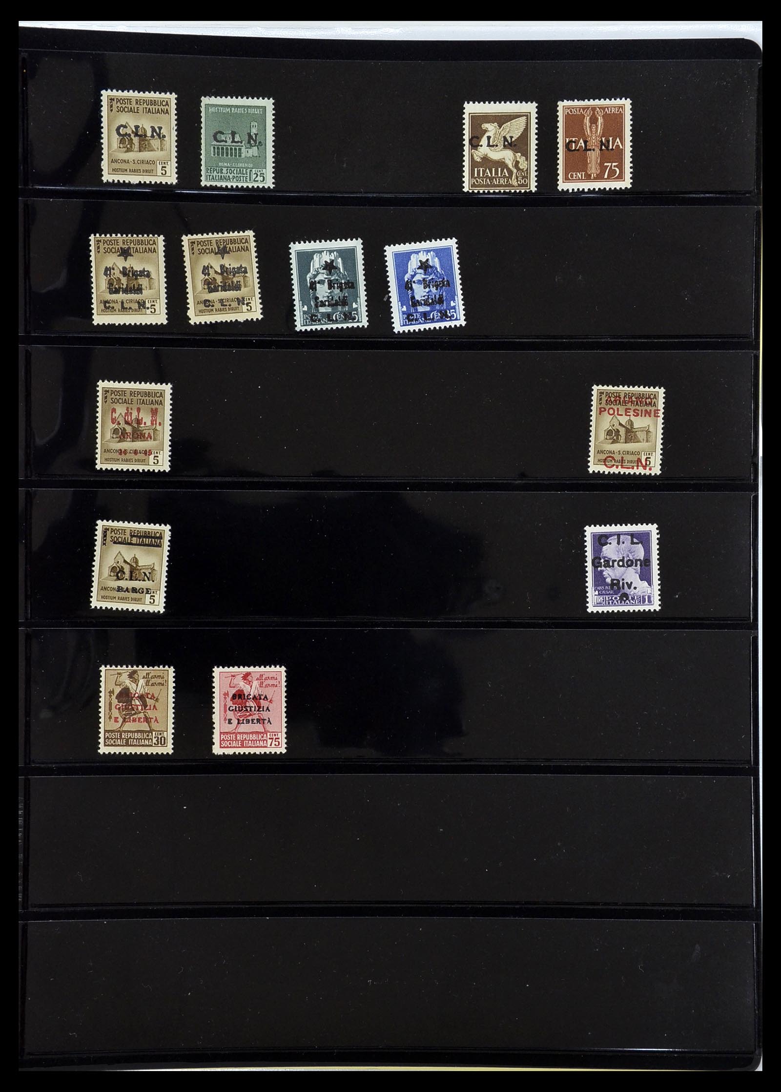 34227 069 - Postzegelverzameling 34227 Italië R.S.I. 1943-1945.