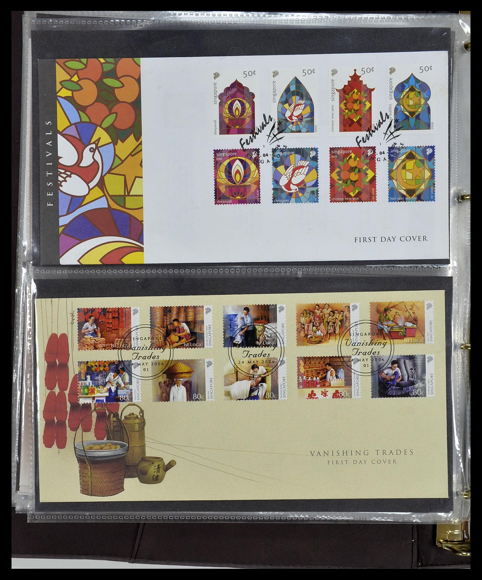 34394 306 - Postzegelverzameling 34394 Singapore FDC's 1948-2015!