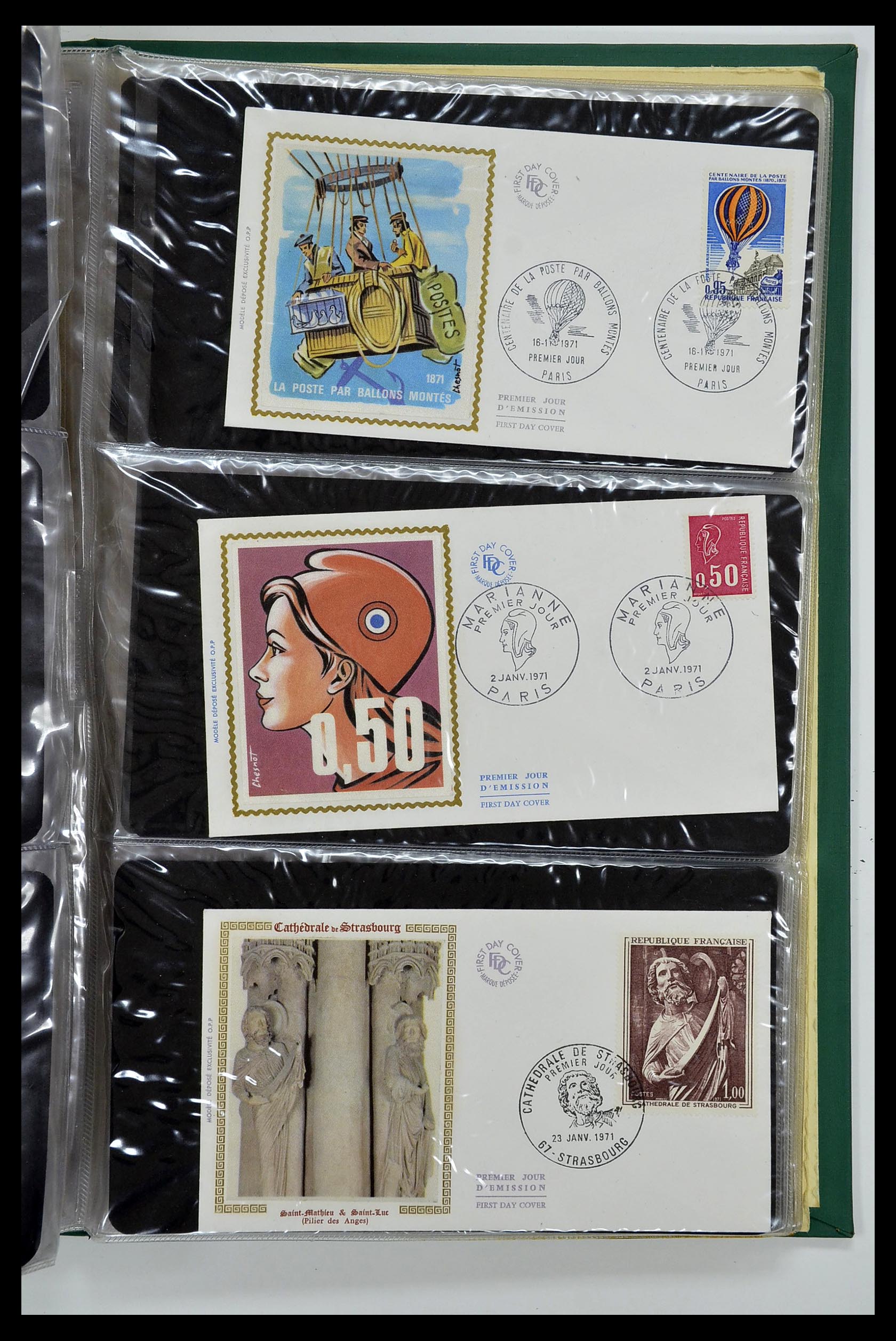 34621 058 - Postzegelverzameling 34621 Frankrijk FDC's 1956-1982.