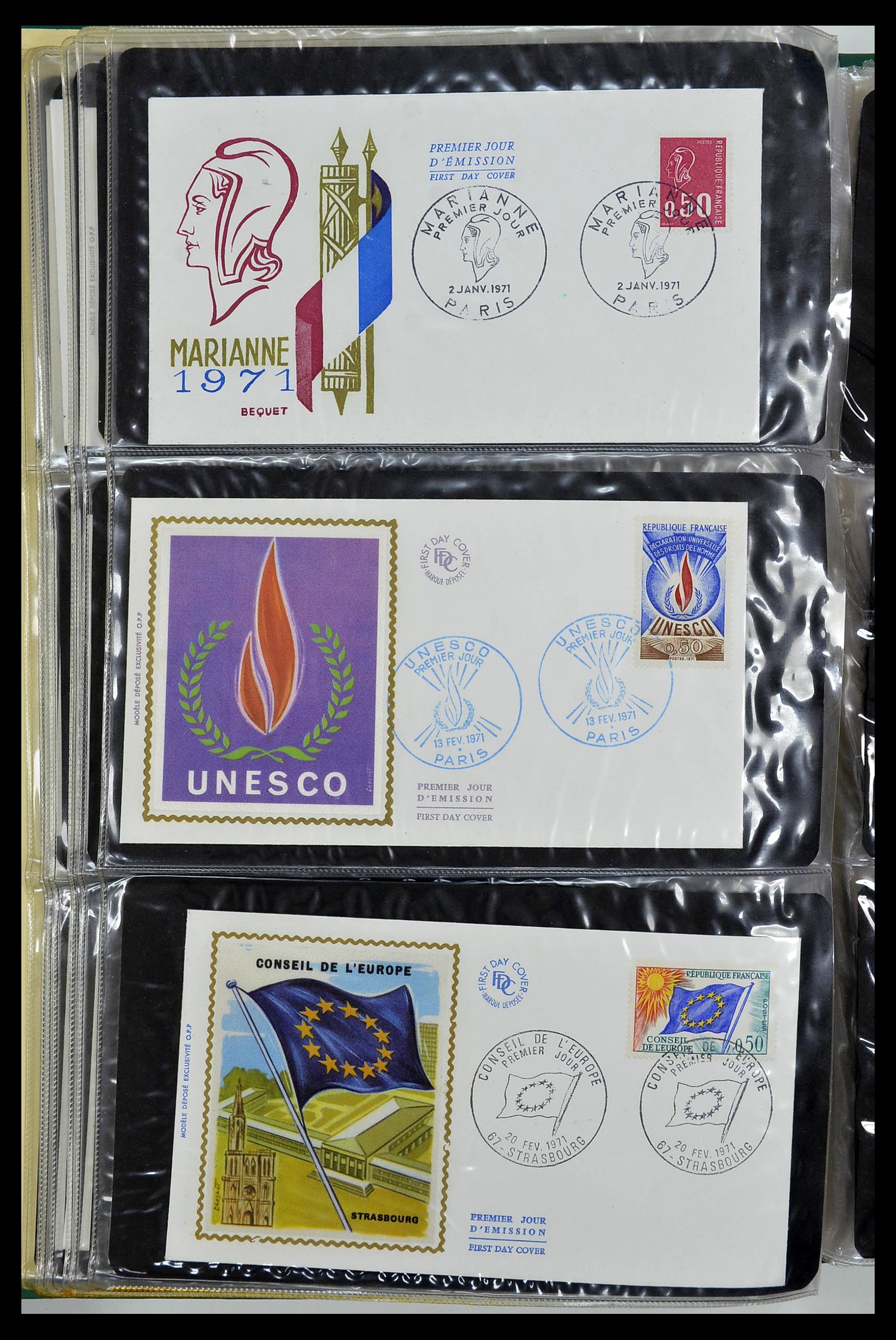 34621 059 - Postzegelverzameling 34621 Frankrijk FDC's 1956-1982.