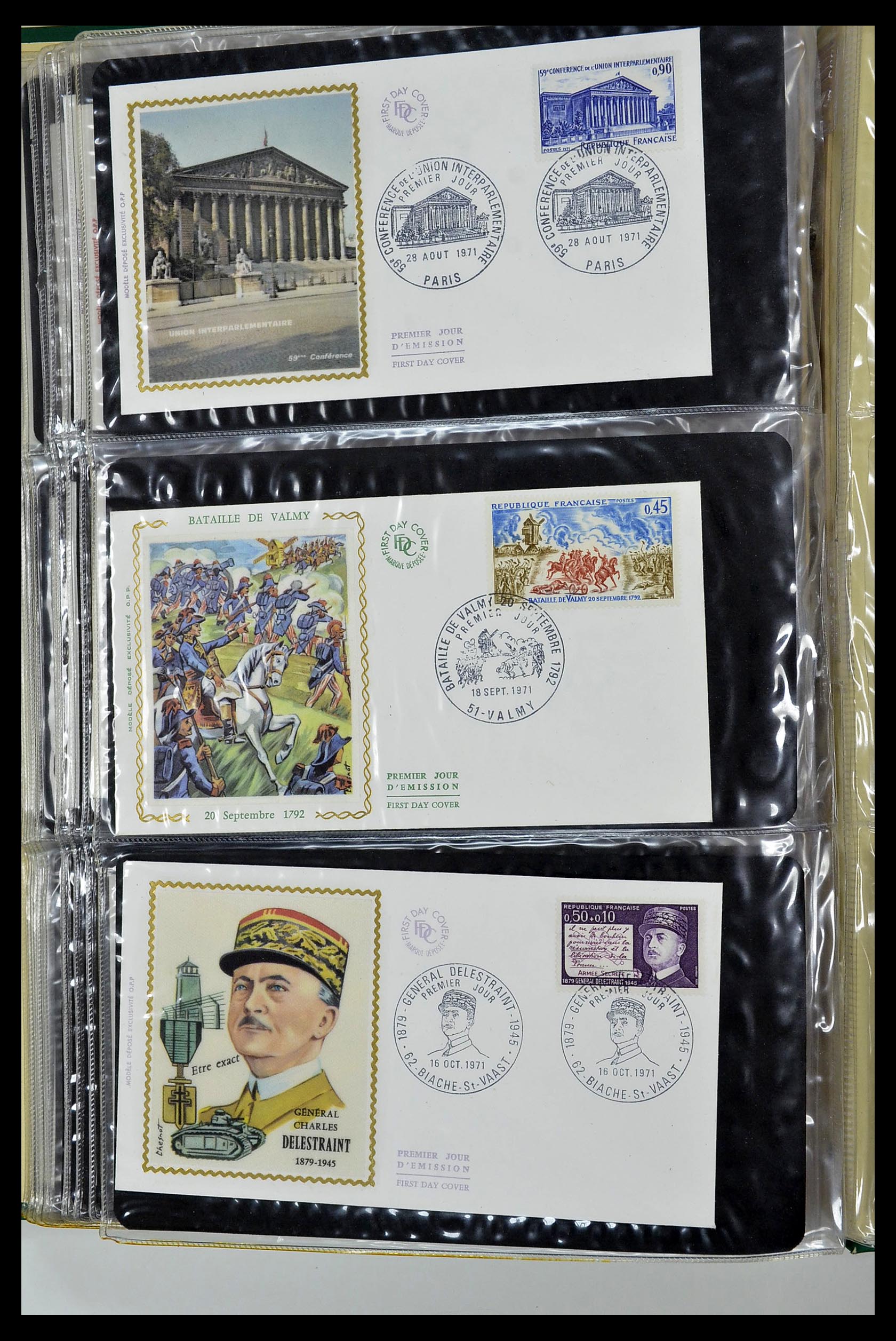 34621 069 - Postzegelverzameling 34621 Frankrijk FDC's 1956-1982.