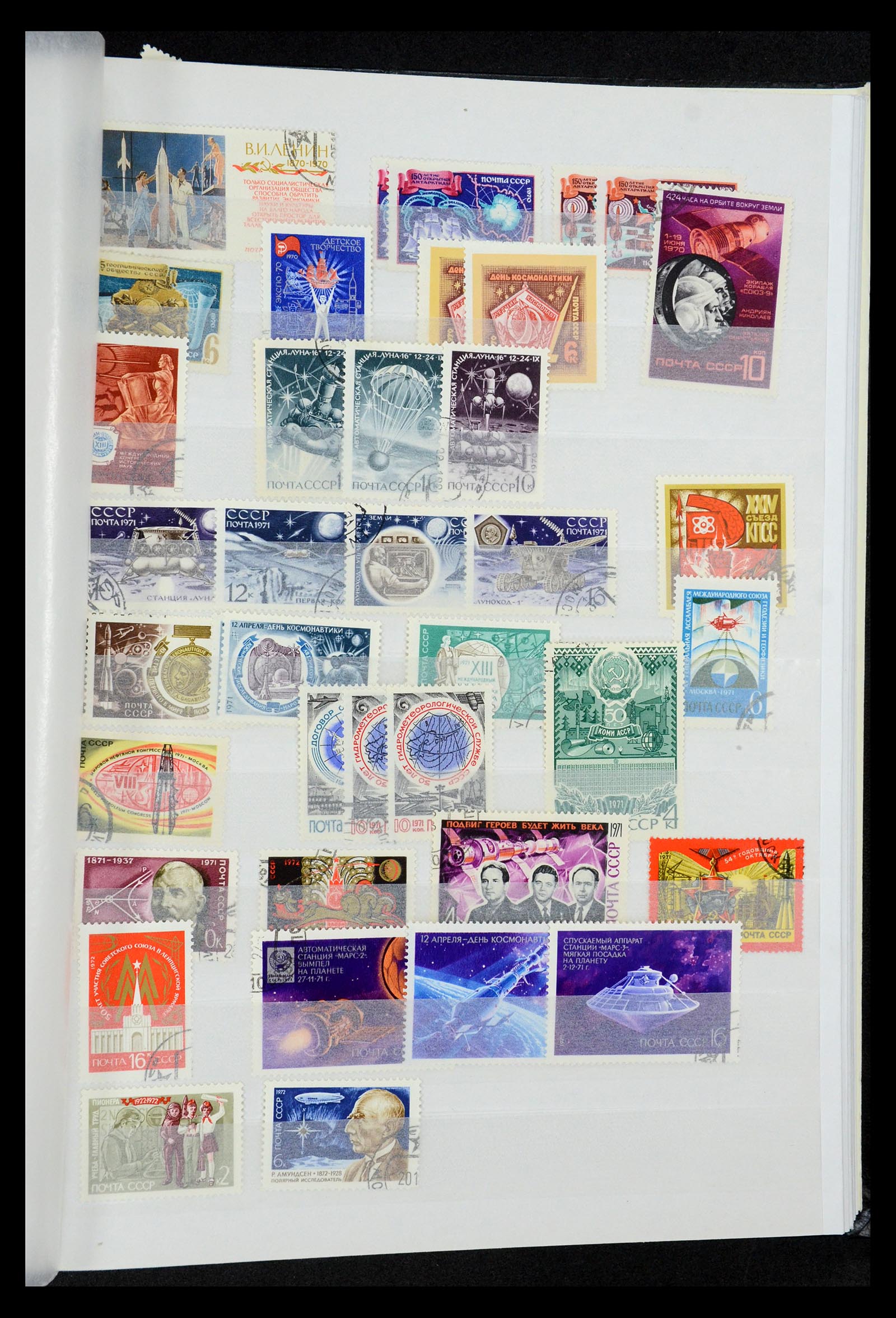 34782 047 - Stamp Collection 34782 Motif space travel, astrology, astronomy 1960-201