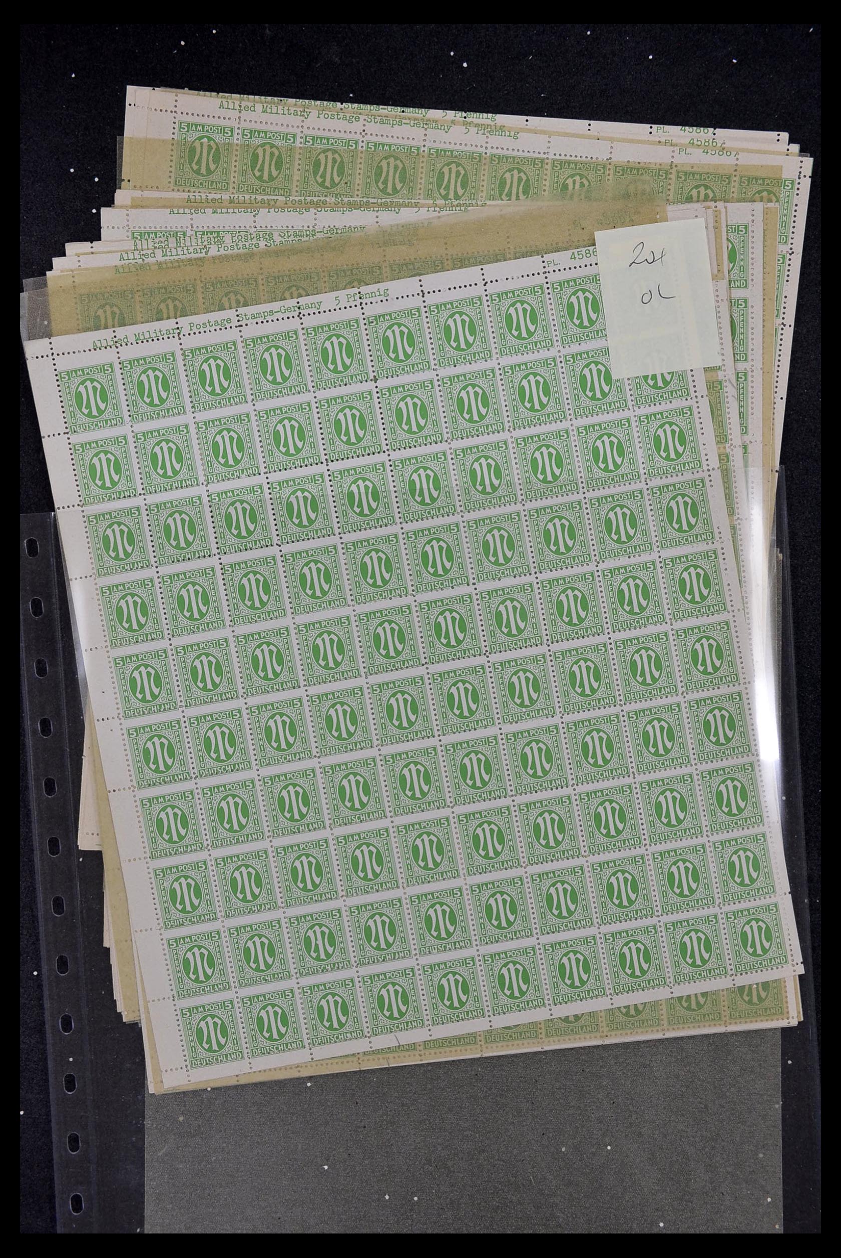 34886 105 - Postzegelverzameling 34886 Geallieerde bezetting 1945.