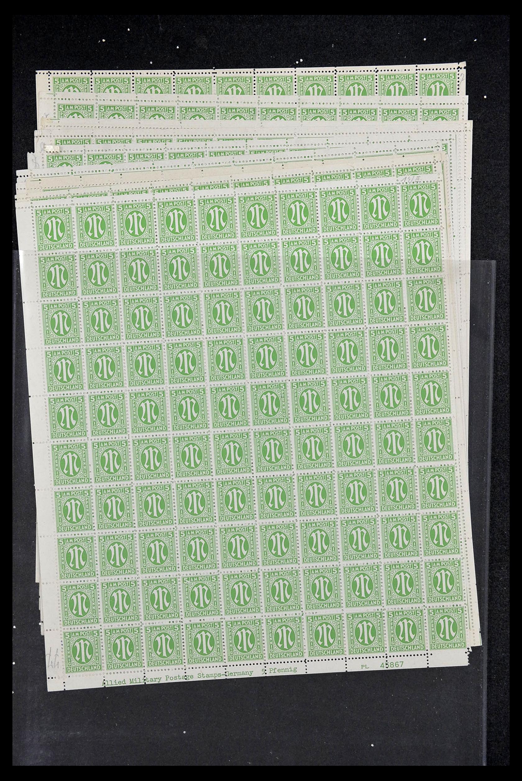 34886 107 - Postzegelverzameling 34886 Geallieerde bezetting 1945.