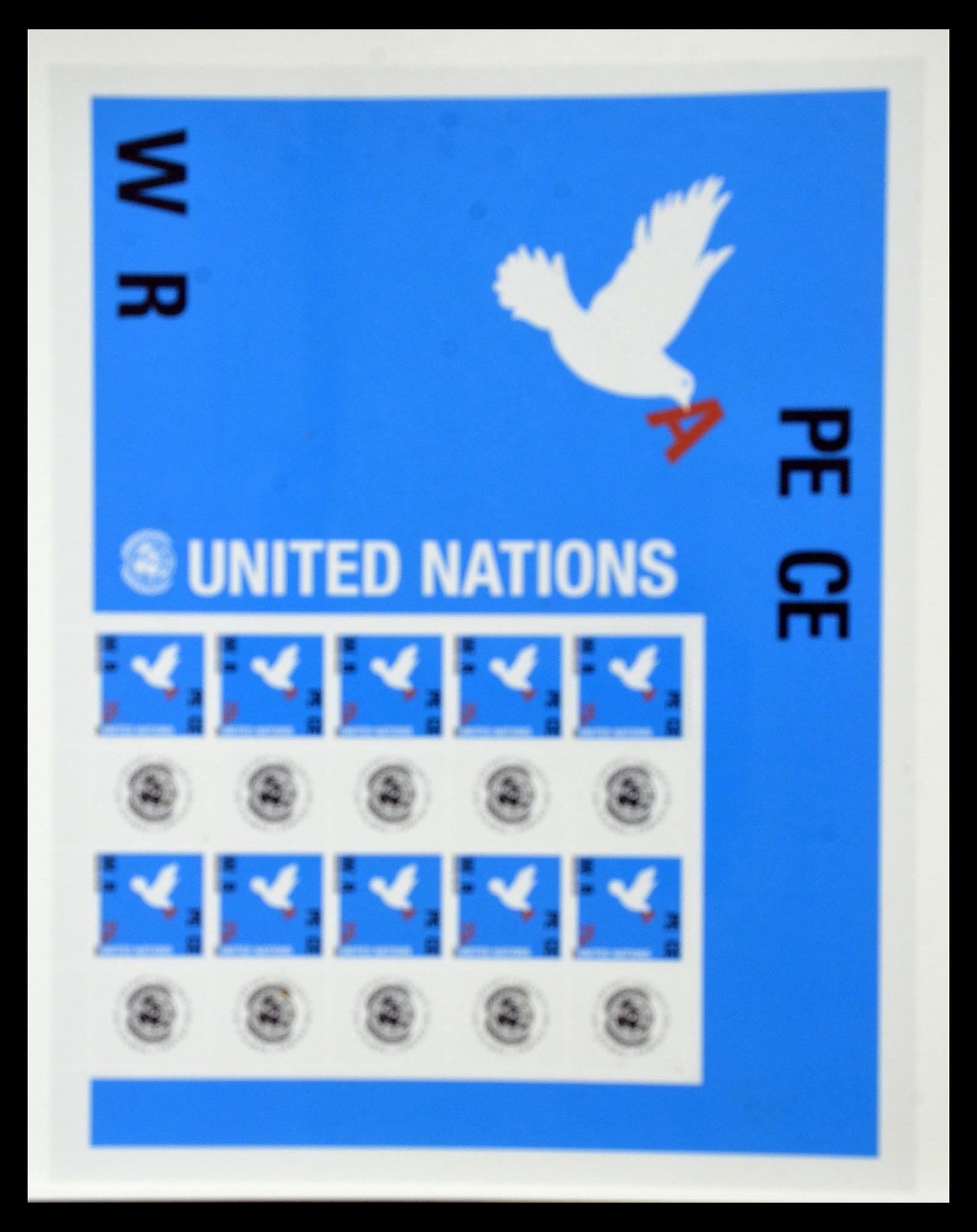 35045 0879 - Postzegelverzameling 35045 Verenigde Naties 1951-2013.