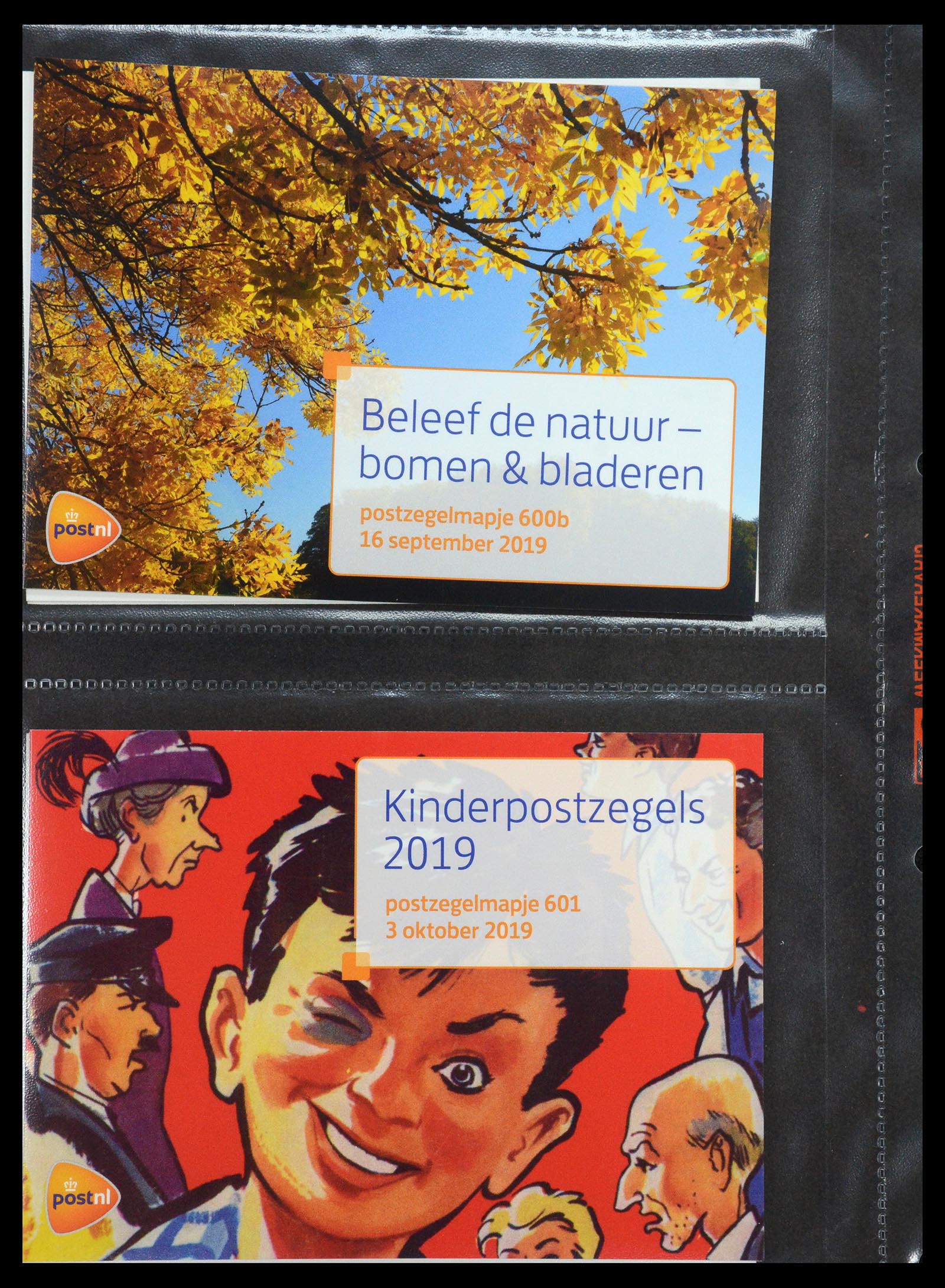 35144 364 - Postzegelverzameling 35144 Nederland PTT mapjes 1982-2021!