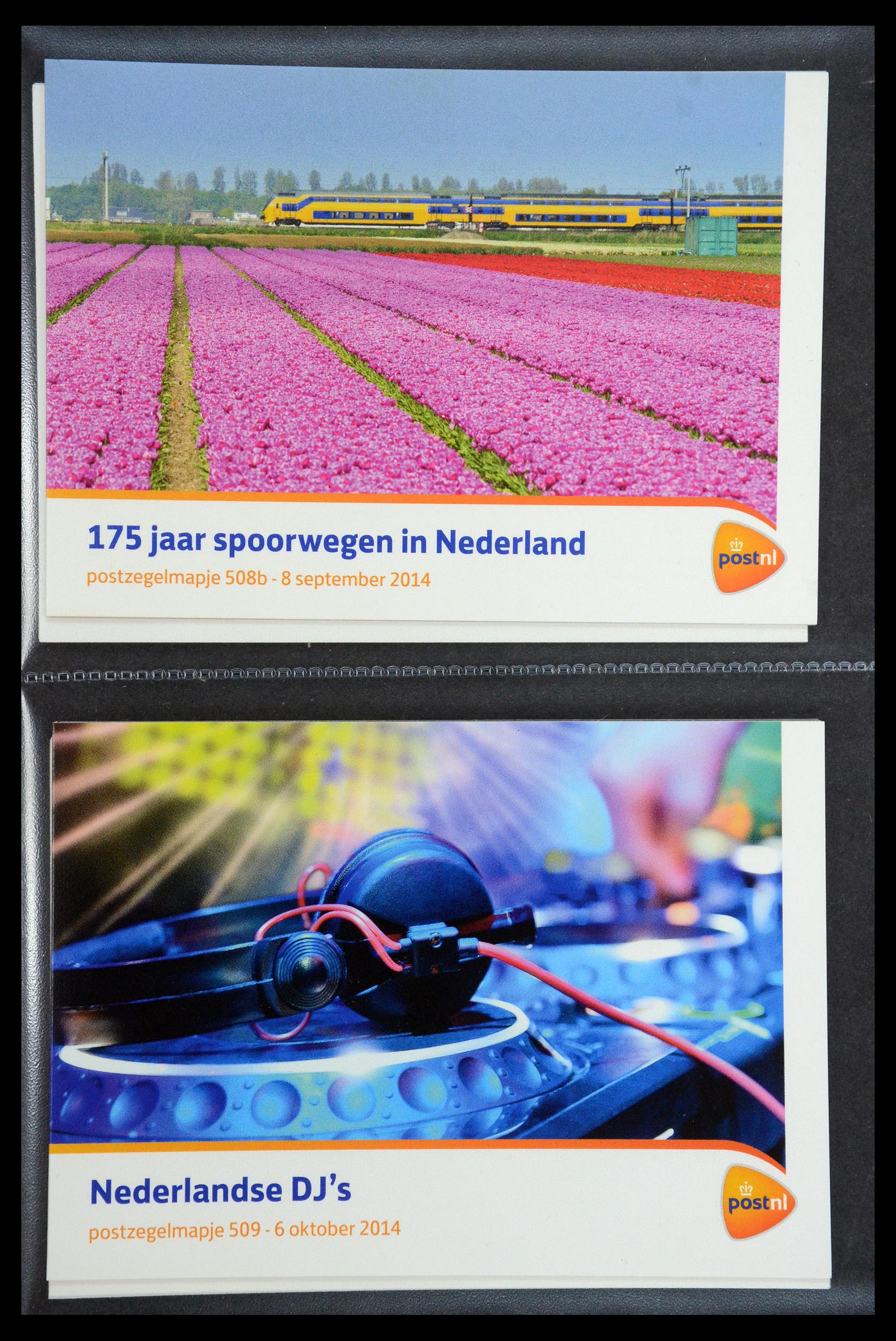 35187 300 - Postzegelverzameling 35187 Nederland PTT mapjes 1982-2019!