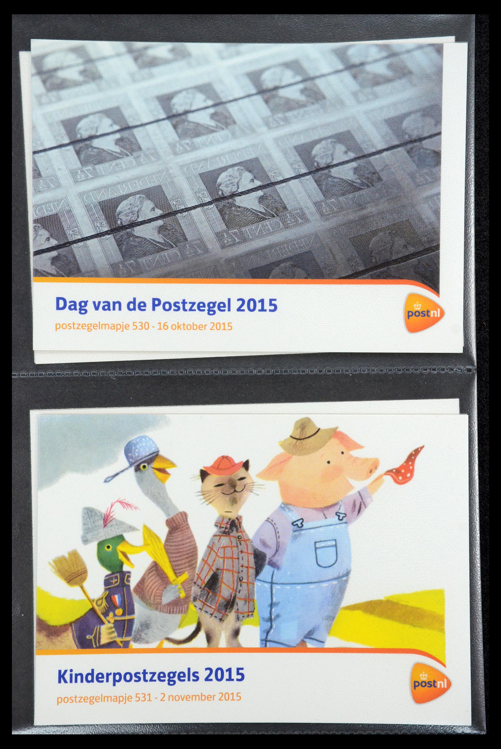 35187 315 - Postzegelverzameling 35187 Nederland PTT mapjes 1982-2019!