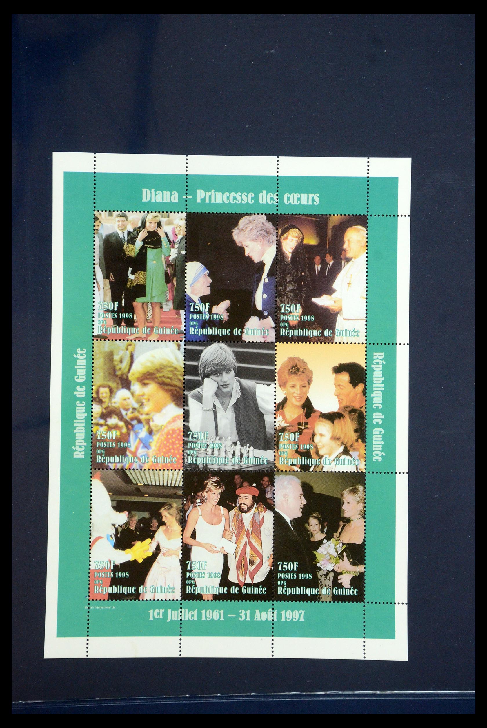 35210 085 - Postzegelverzameling 35210 Charles & Diana 1981-1997.