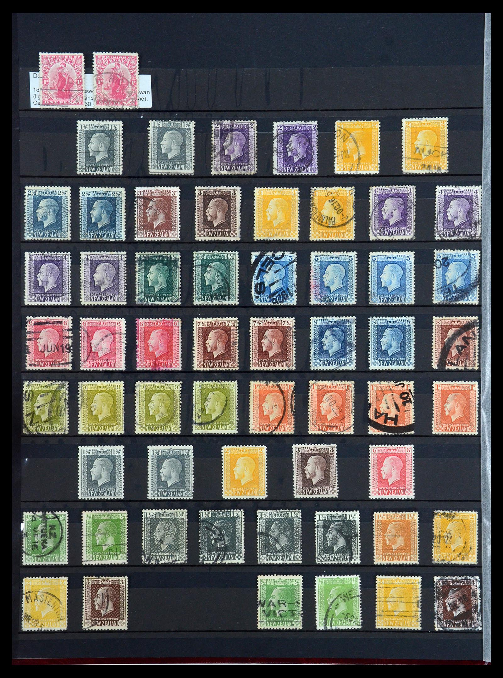 35384 010 - Stamp Collection 35384 New Zealand 1864-1981.