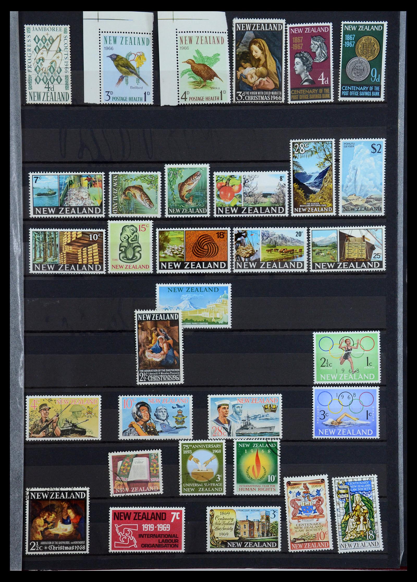 35384 019 - Stamp Collection 35384 New Zealand 1864-1981.